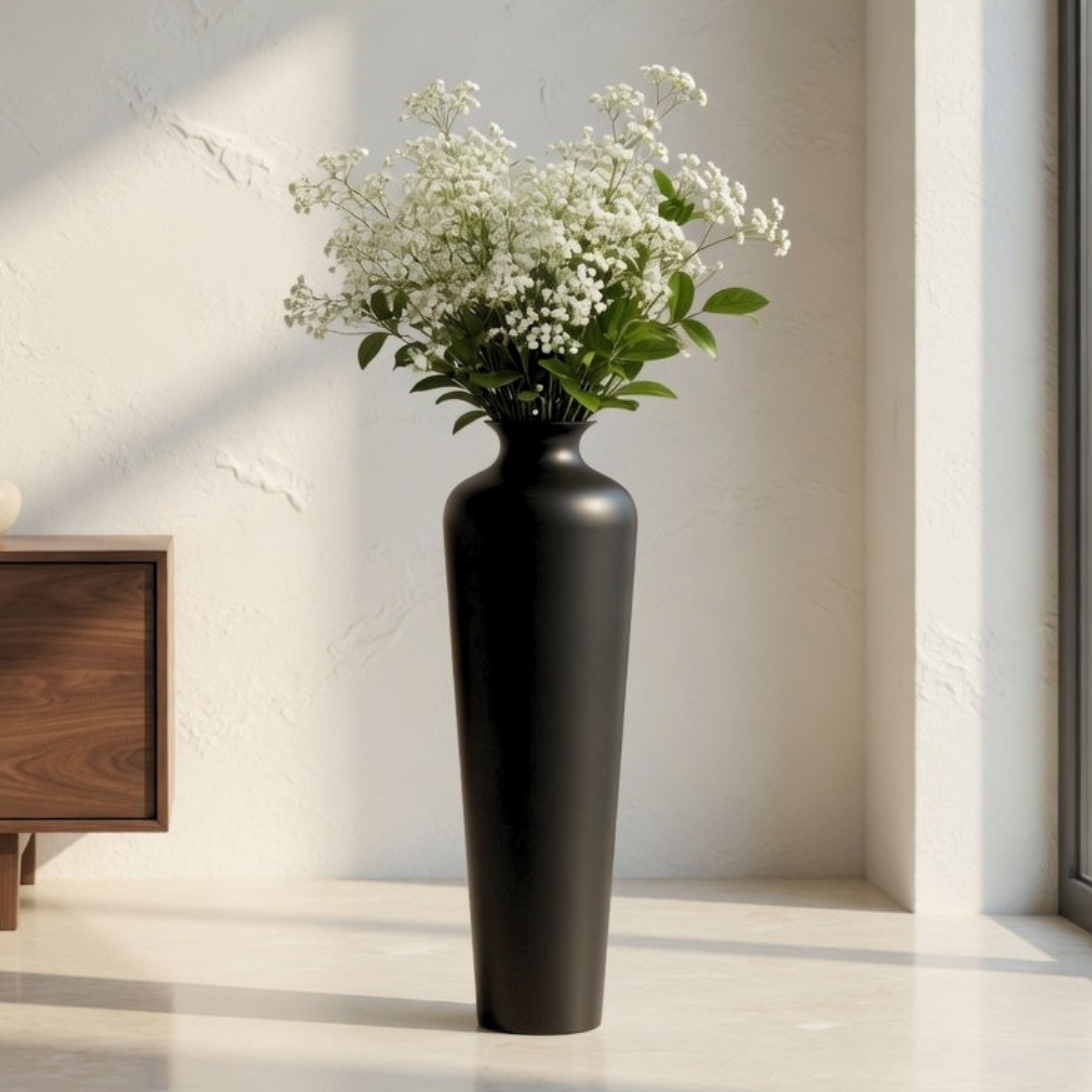 Metal Floor Vase, Black