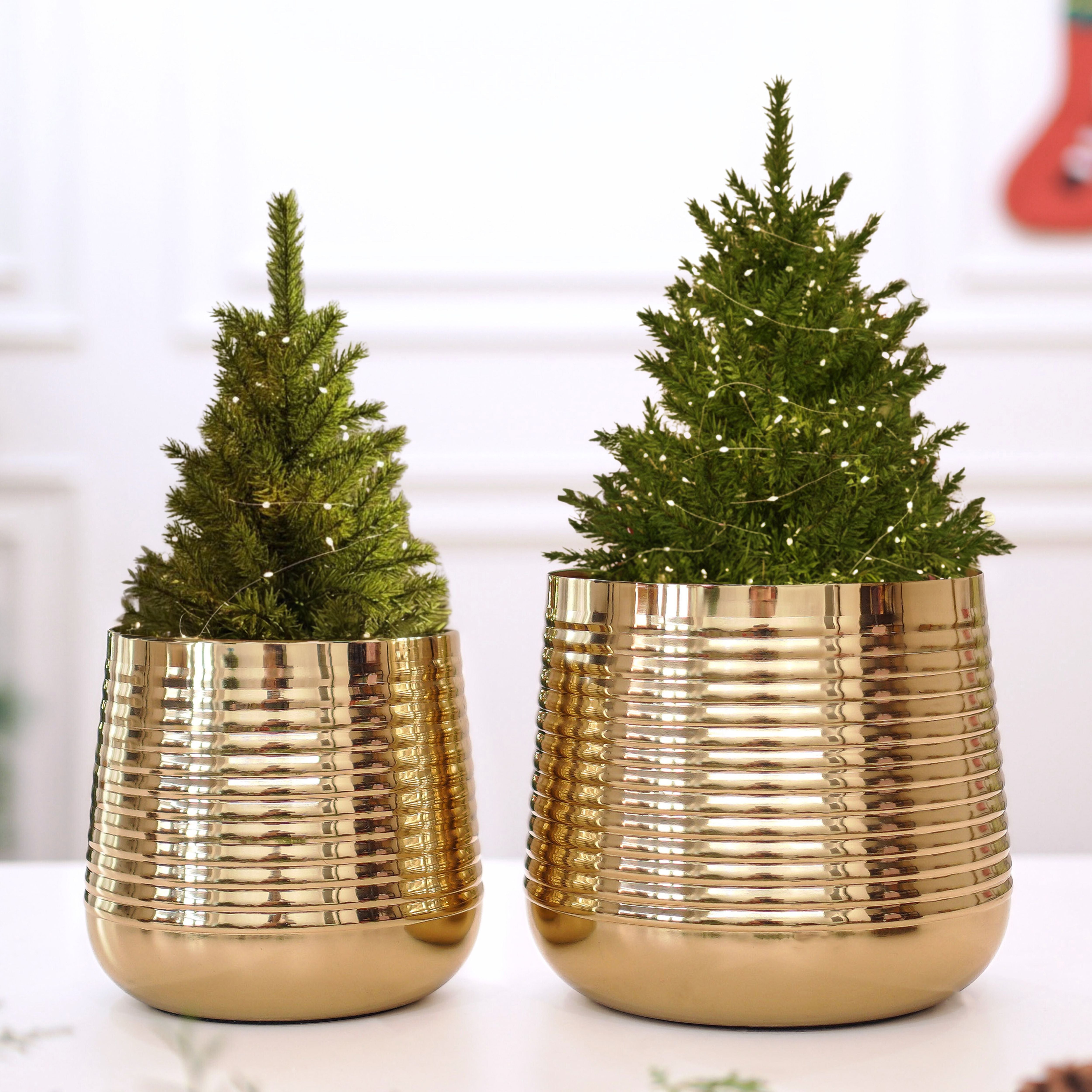 Ribbed Metal Planter Set (Pot Only)