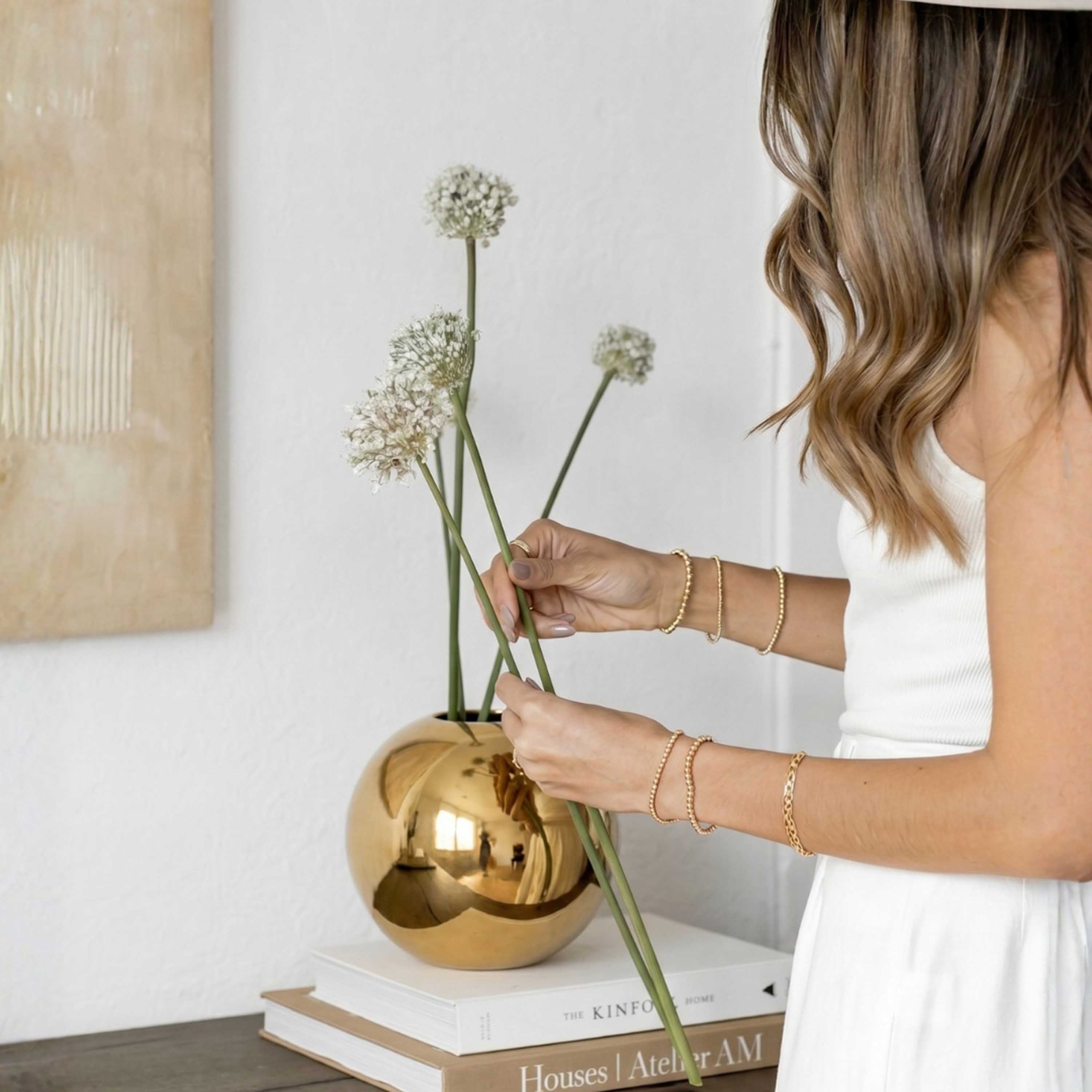 Metal Flower Vase Large | Gold