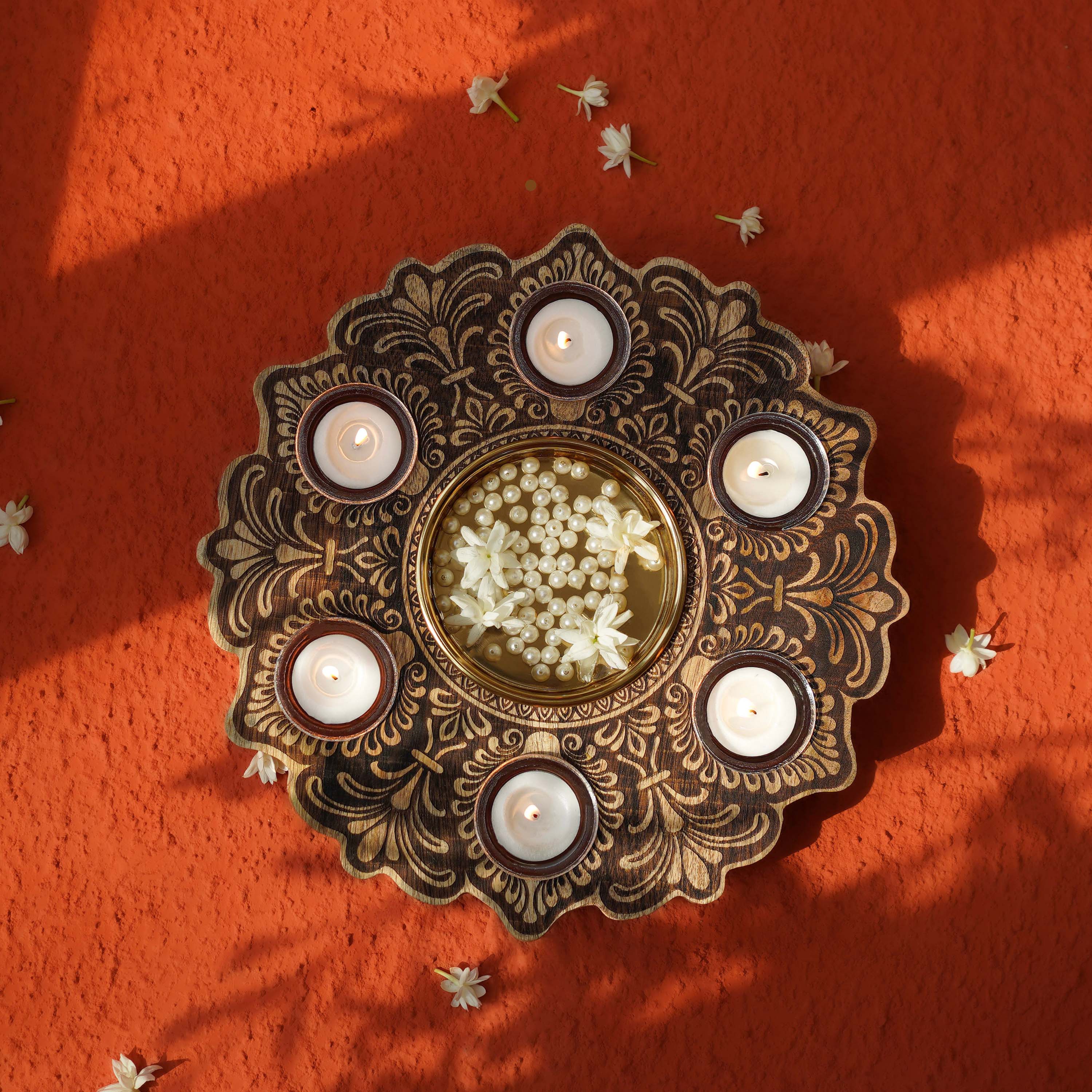 Mandala Wooden Urli with Tealights, Brown