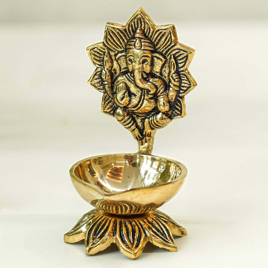 diyas decoration, Diwali Gift, Diwali Gifts, brass diyas, brass diya for gift, Diwali gifting, diyas decoration, lotus brass diya, housewarming diyas, Ganesh diya