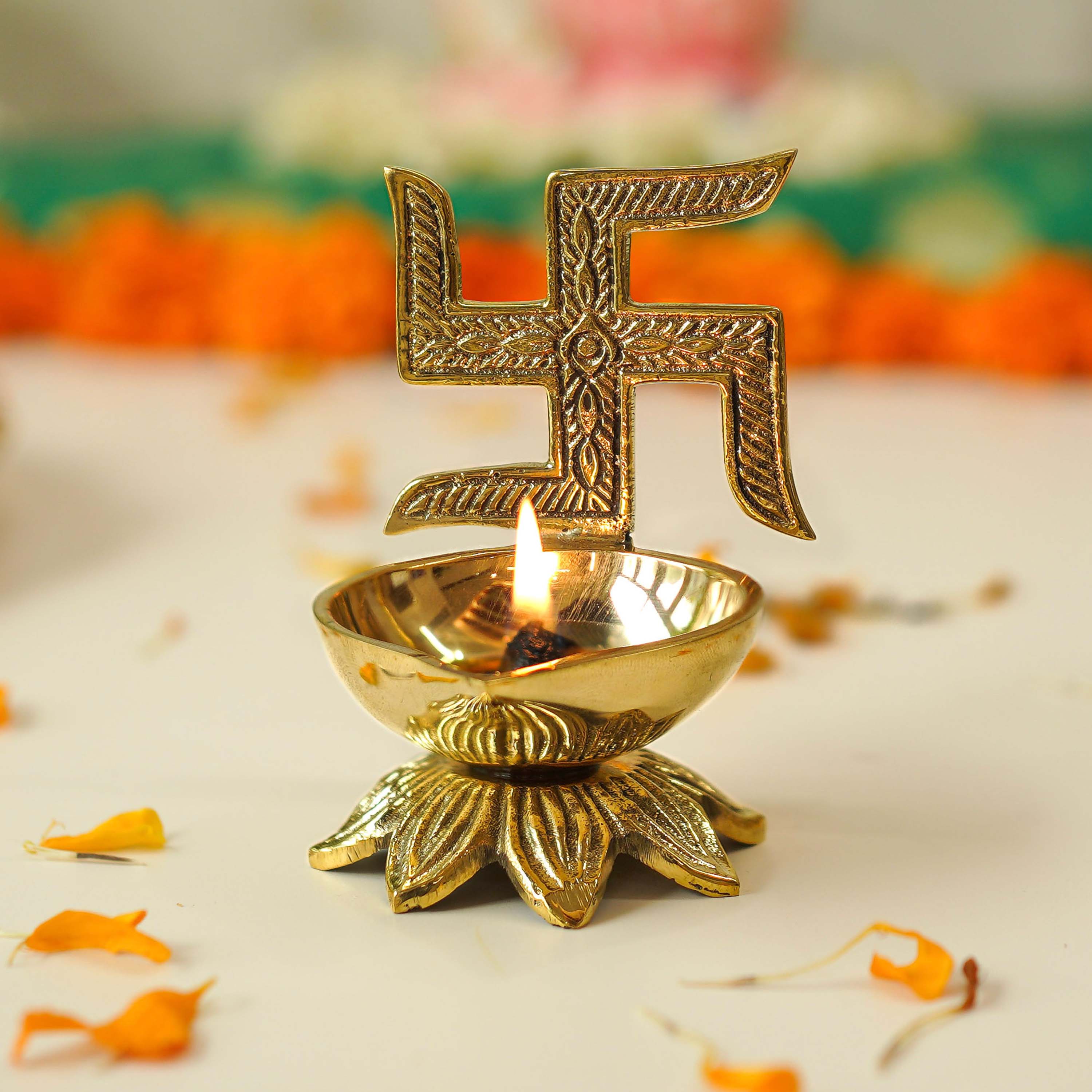 diyas decoration, Diwali Gift, Diwali Gifts, brass diyas, brass diya for gift, Diwali gifting, diyas decoration, lotus brass diya, housewarming diyas