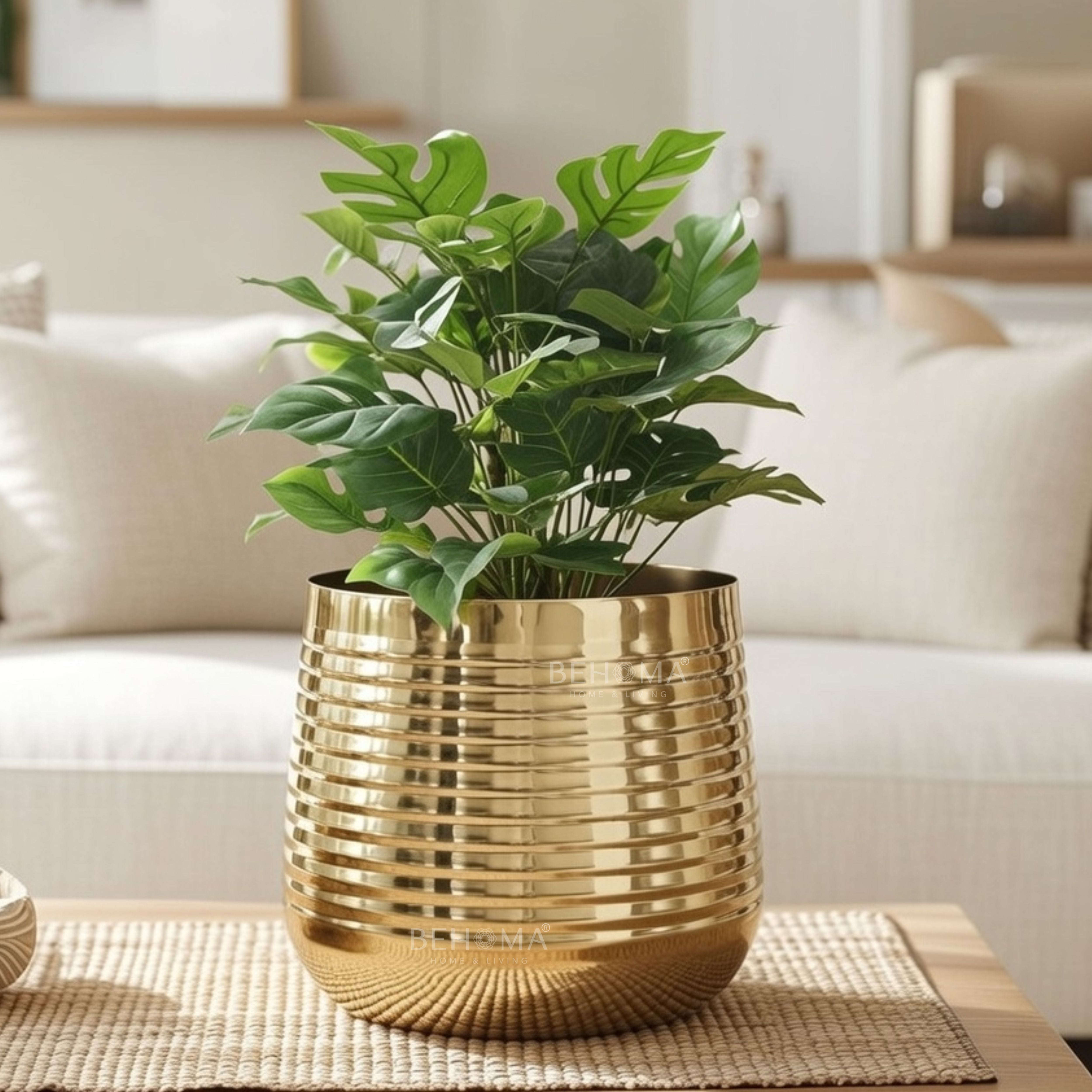 Ribbed Metal Planter, Small (Pot Only)