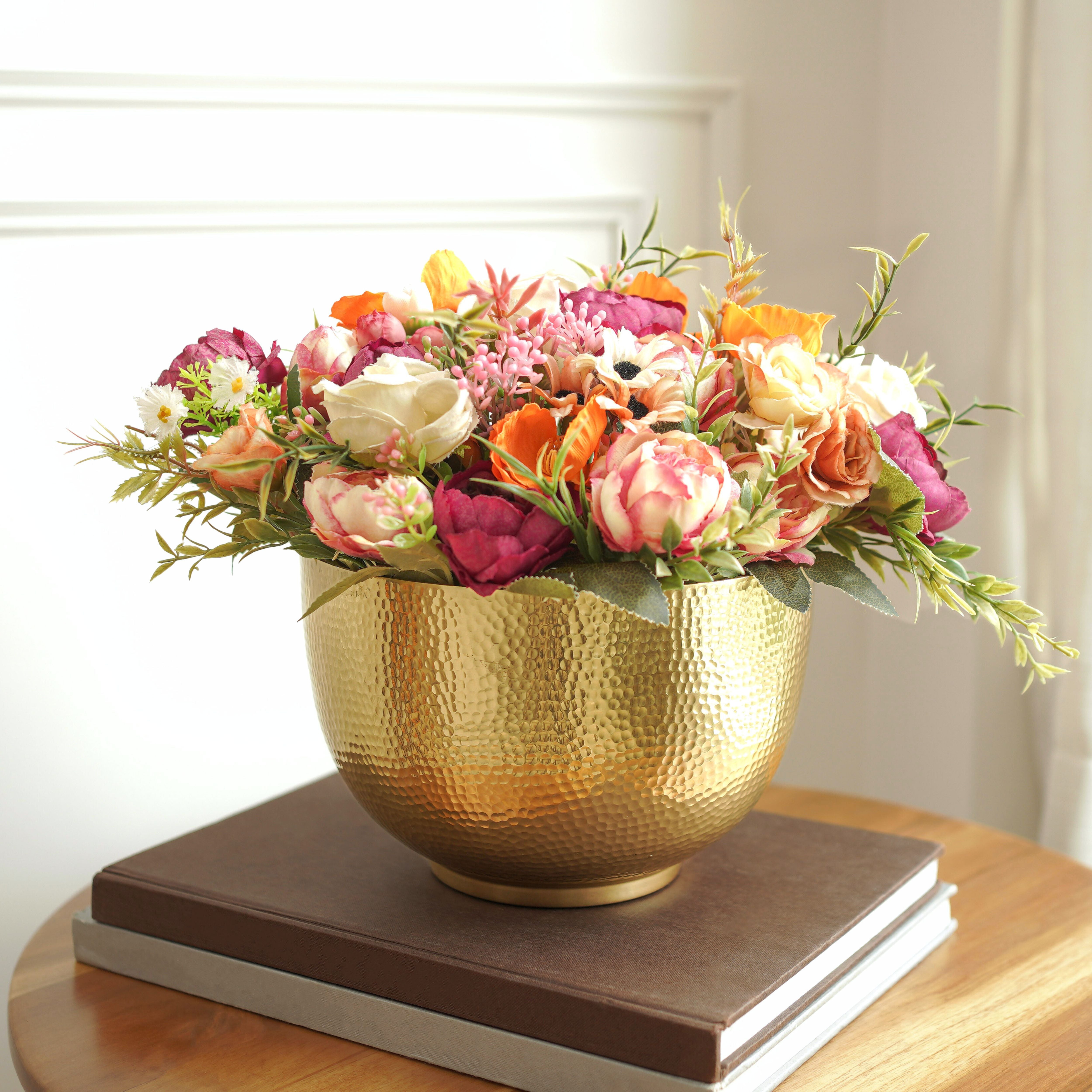 Elegant Bowl Metal Flower Vase