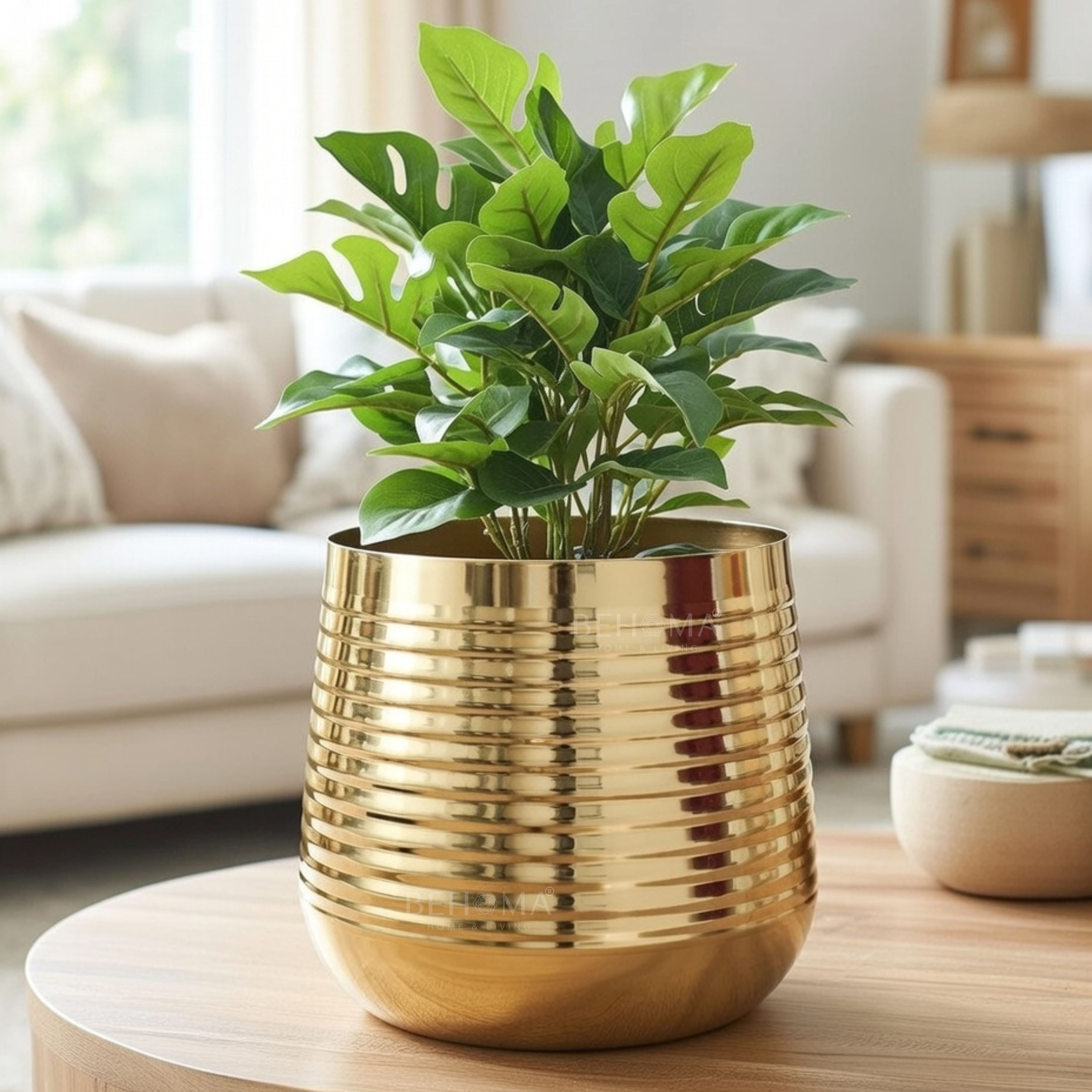 Metal Ribbed Planter, Large (Pot Only)