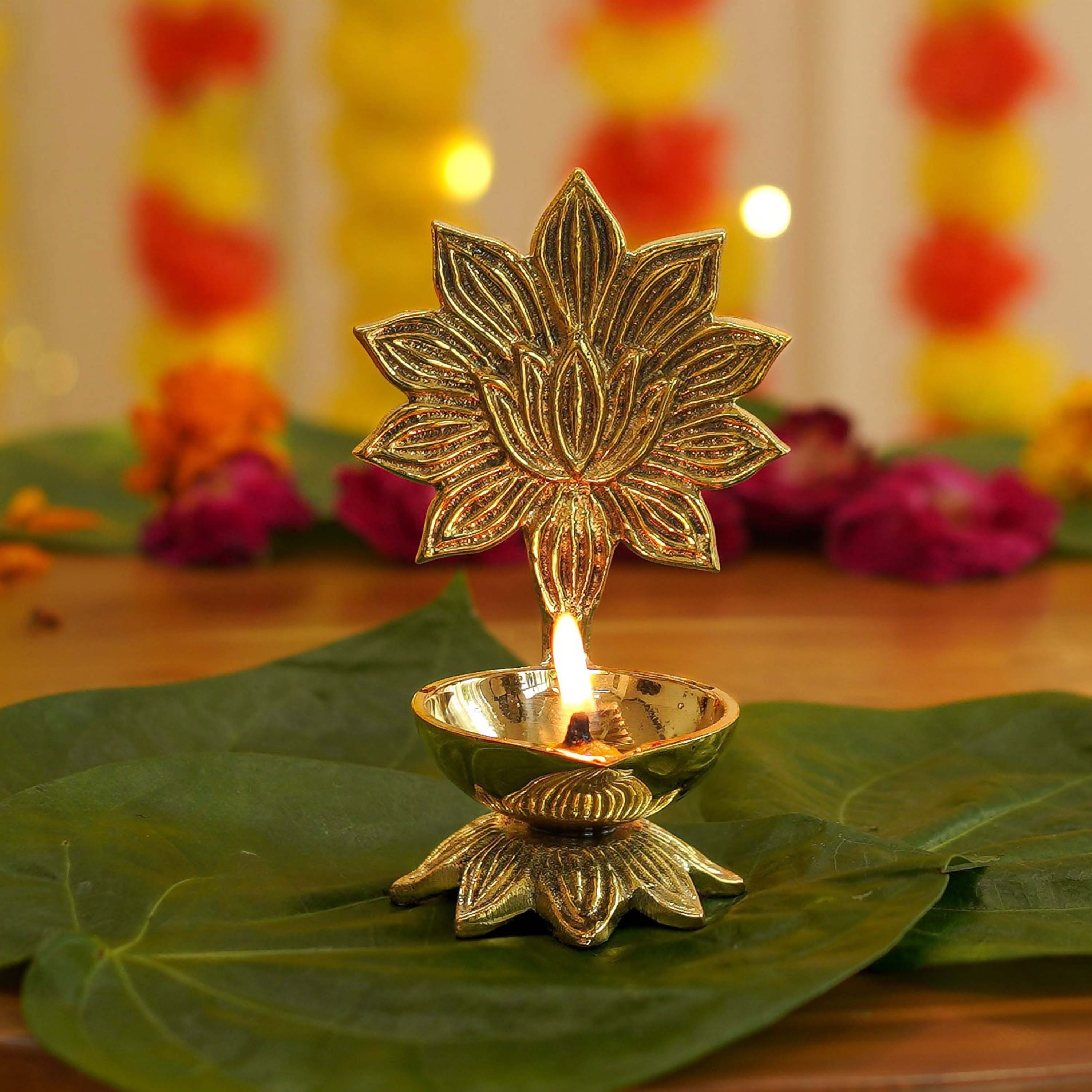 diyas decoration, Diwali Gift, Diwali Gifts, brass diyas, brass diya for gift, Diwali gifting, diyas decoration, lotus brass diya, housewarming diyas