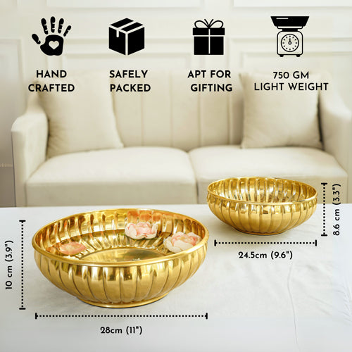 Decorative urli bowl Diwali, Decor urli bowl, metal urli set, floating flower urli, Diwali Gift, Diwali Gifts, Golden Urli for Diwali decor, housewarming gifts