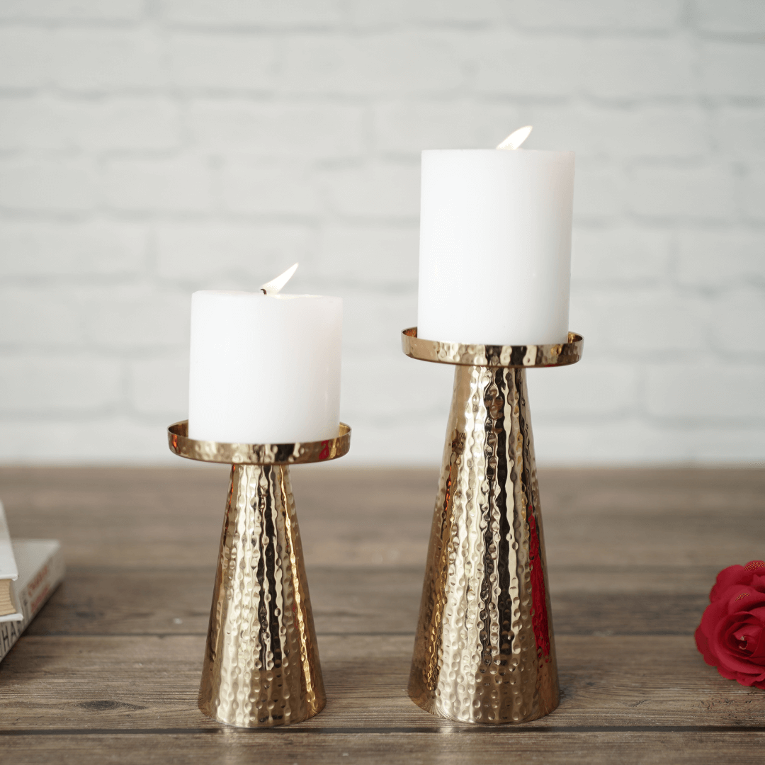 Metal Hammered Candle Holder Set of 2 Gold