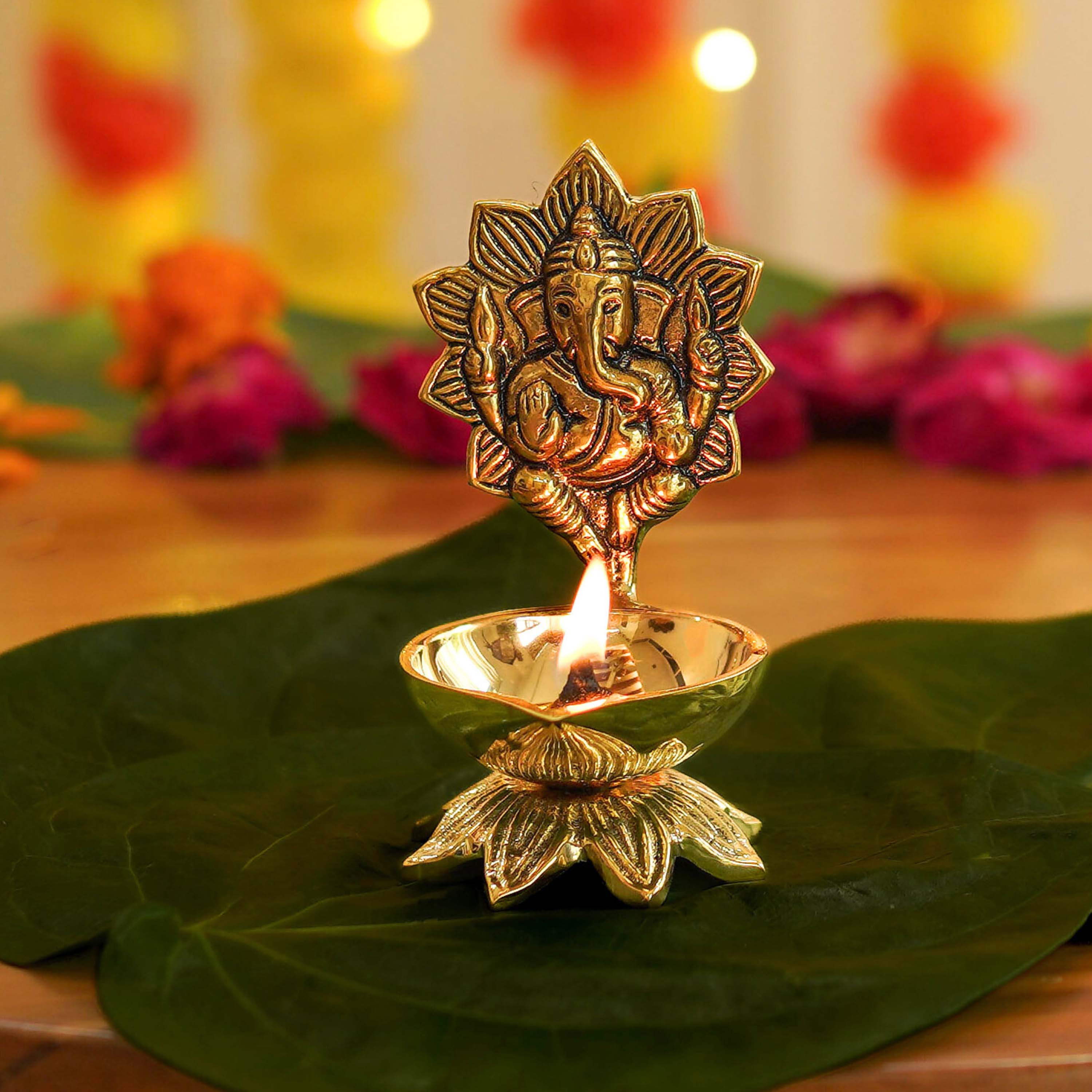 diyas decoration, Diwali Gift, Diwali Gifts, brass diyas, brass diya for gift, Diwali gifting, diyas decoration, lotus brass diya, housewarming diyas, Ganesh diya
