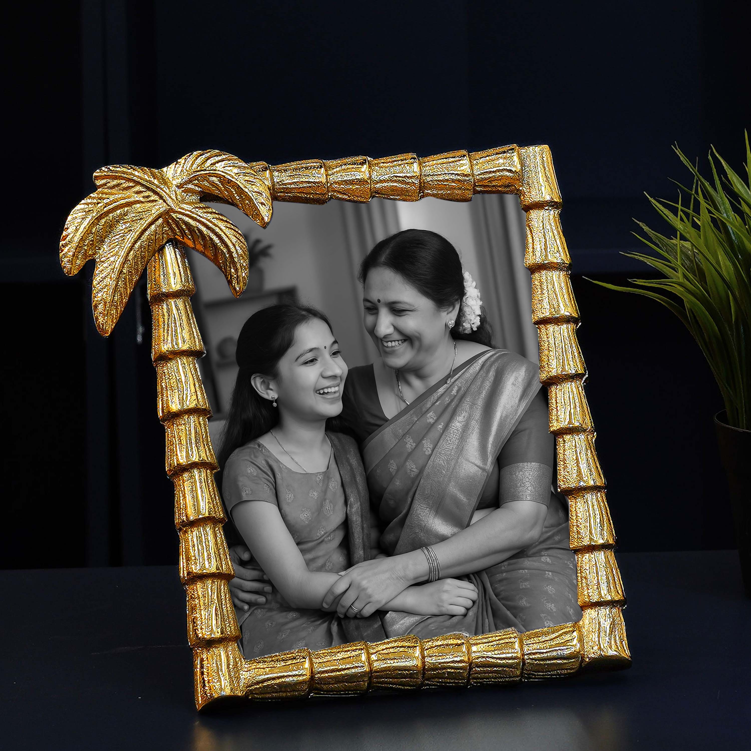 Metal Photo Frame, anniversary gifts, birthday gift, wedding gifts