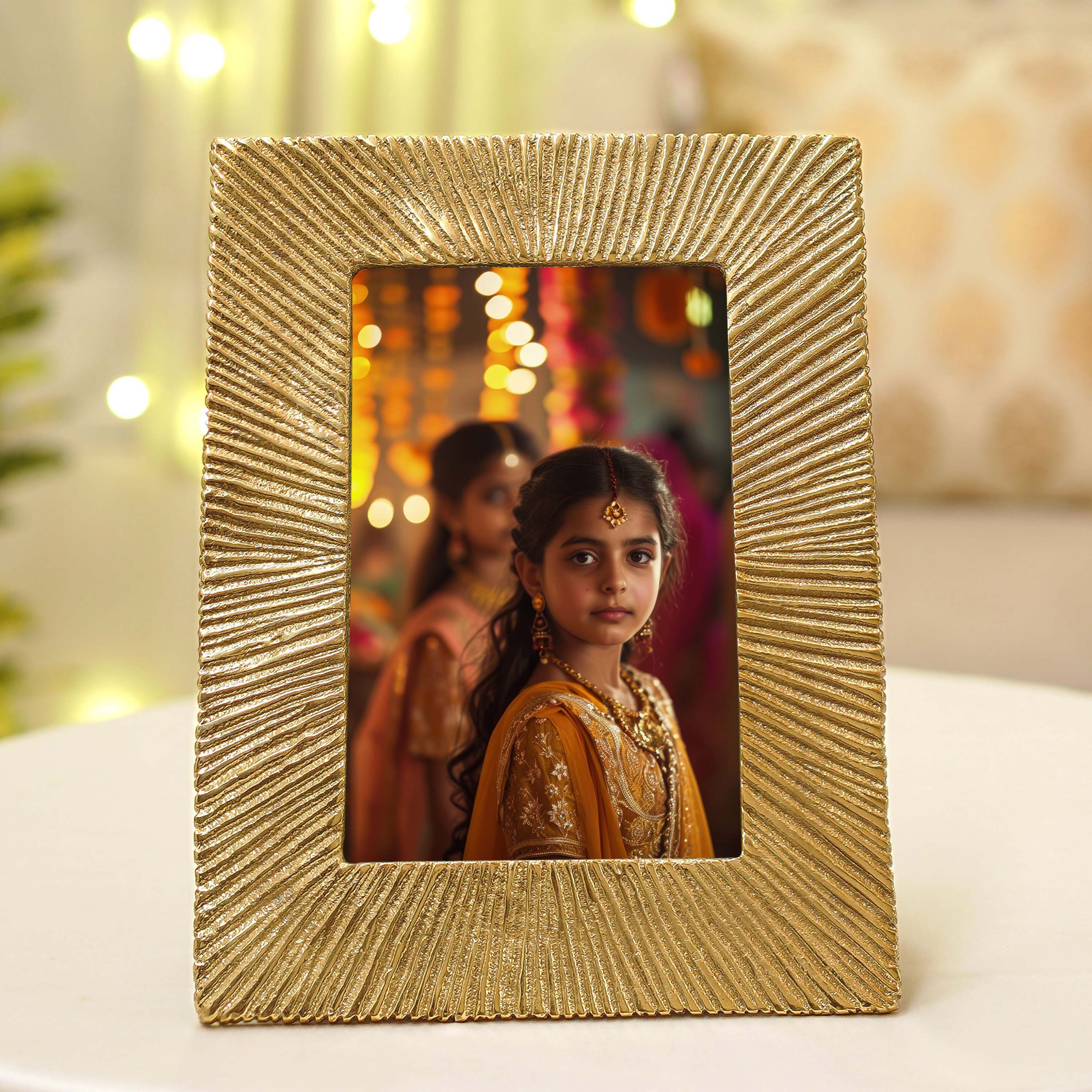 Metal Photo Frame, anniversary gifts, gift ideas, gifts for her