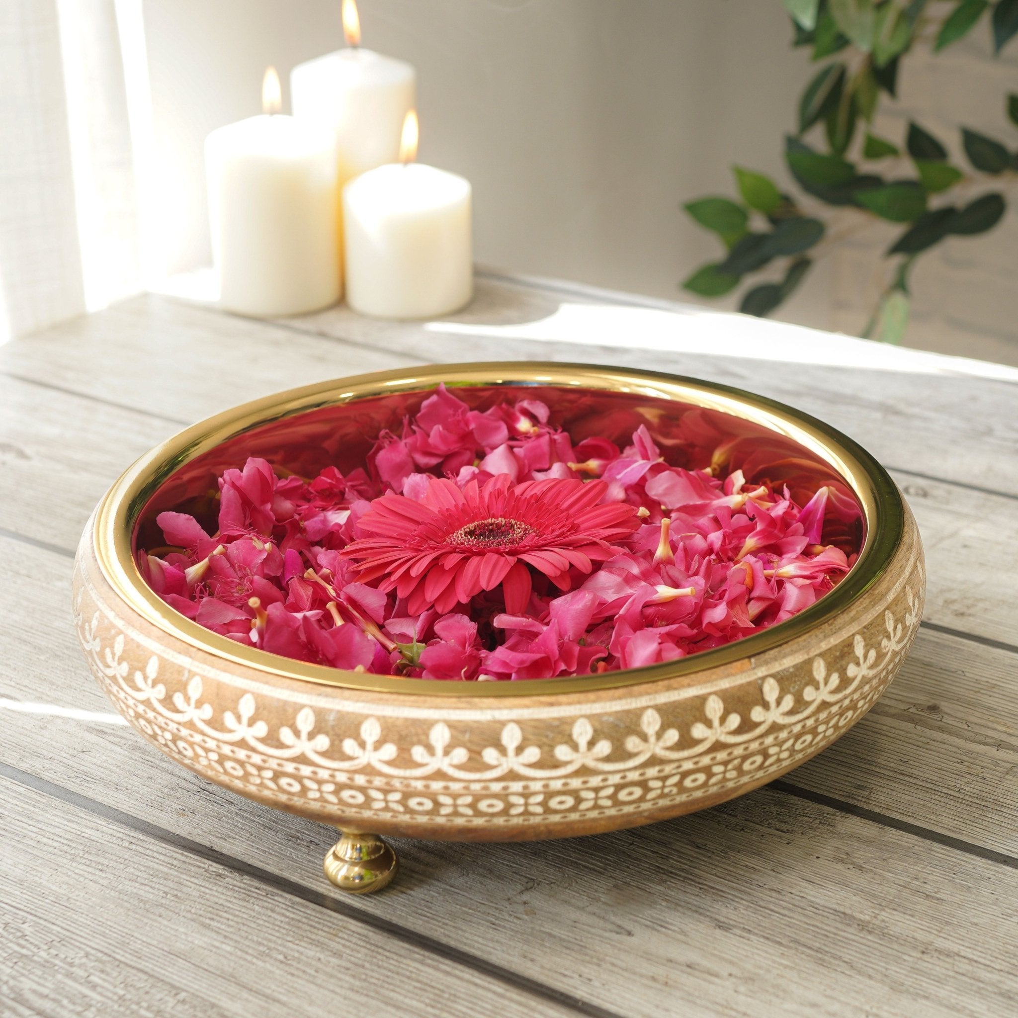 Wooden urli bowl, Traditional urli bowl, Metal urli bowl, Decorative urli bowl