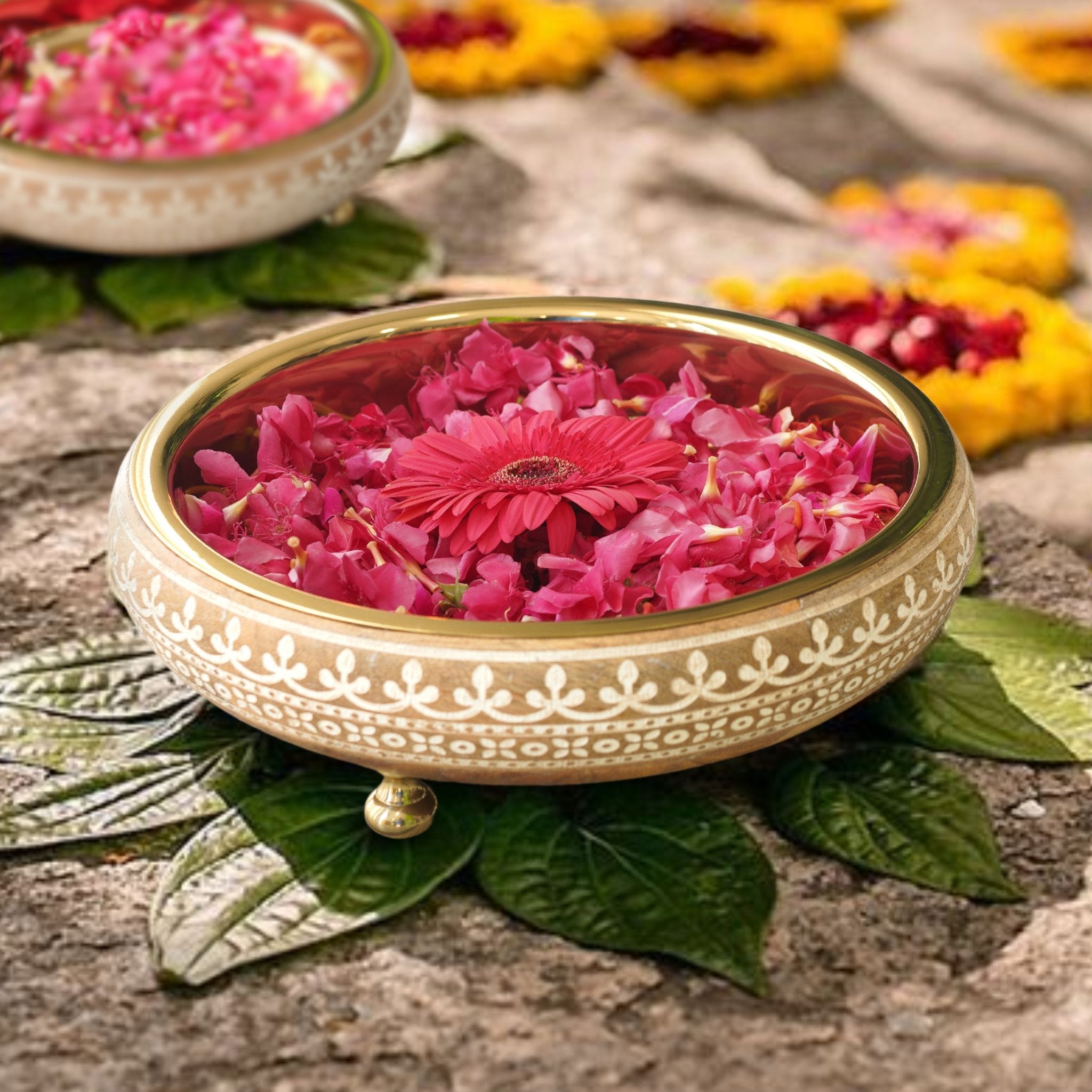 Wooden urli bowl, Traditional urli bowl, Metal urli bowl, Decorative urli bowl