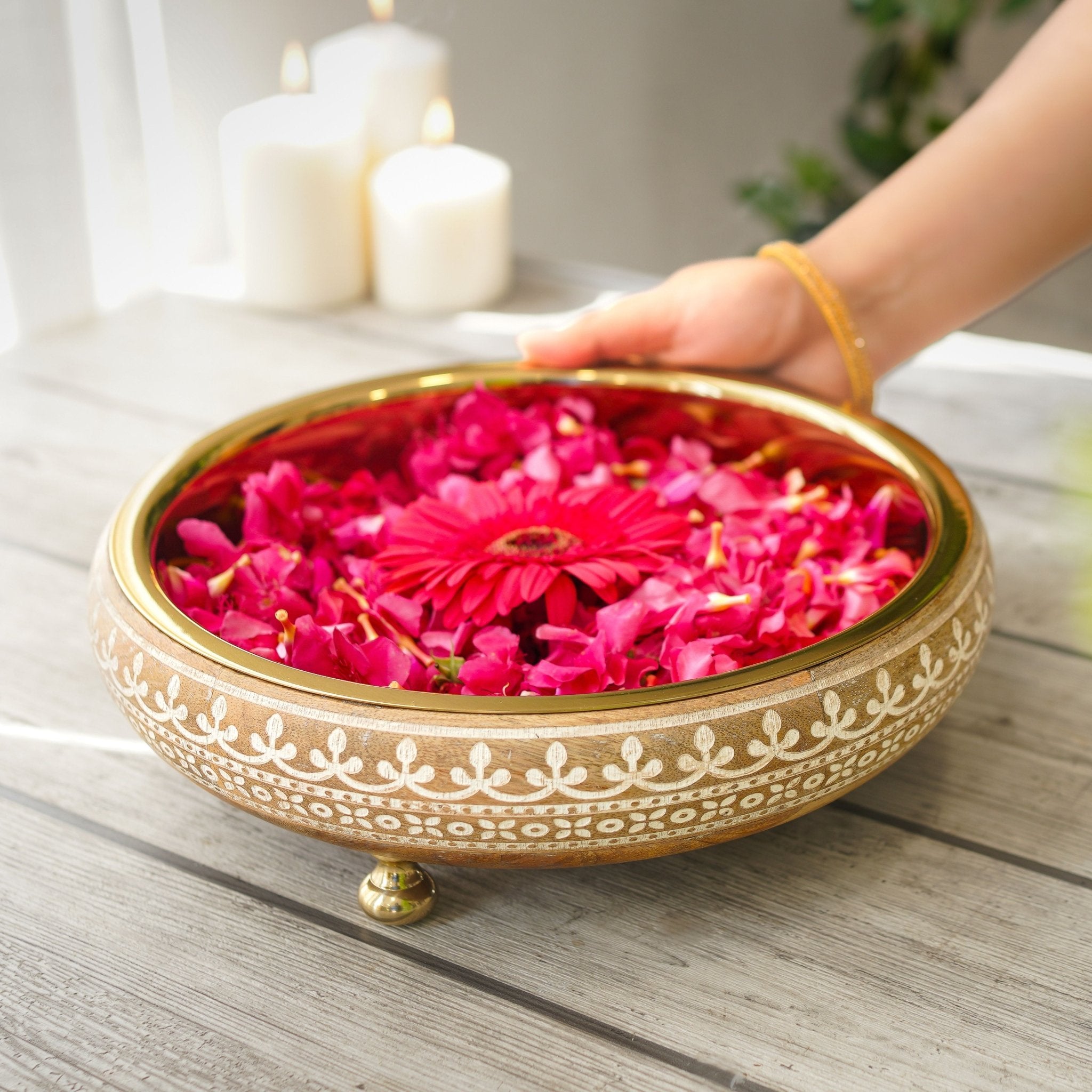 Wooden urli bowl, Traditional urli bowl, Metal urli bowl, Decorative urli bowl