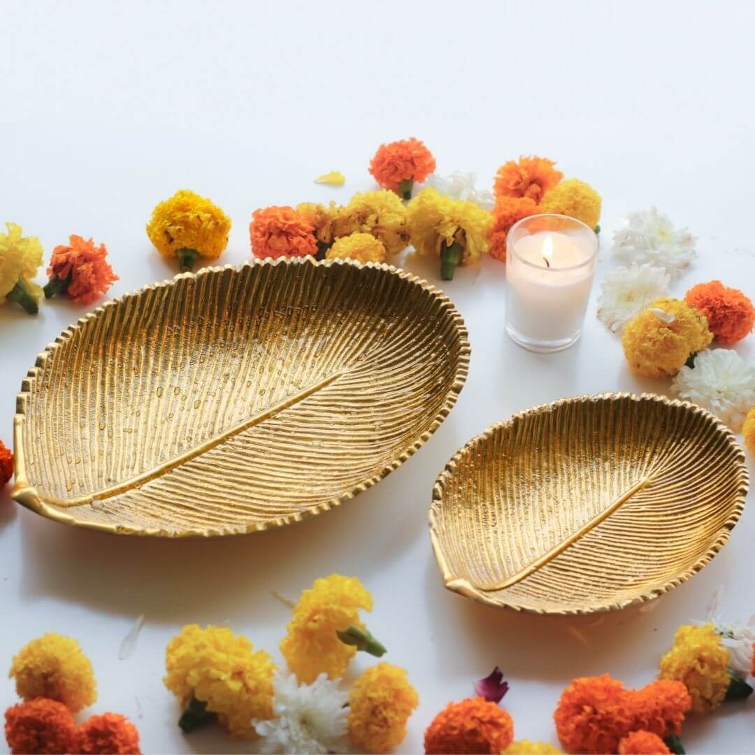 Metal decorative tray, Metal serving tray, Decorative metal platter