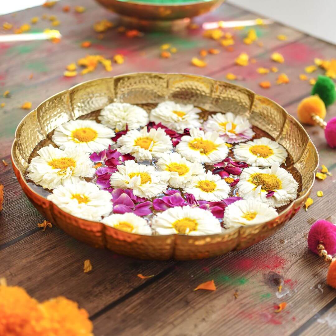 Metal Urli, Metal urli bowl, Traditional urli bowl, Floating flower urli
