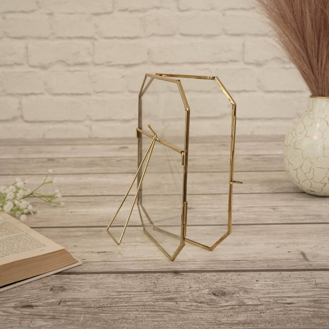 Floating frame, glass photo frame, wedding gifts, anniversary gifts, birthday gift, gift ideas