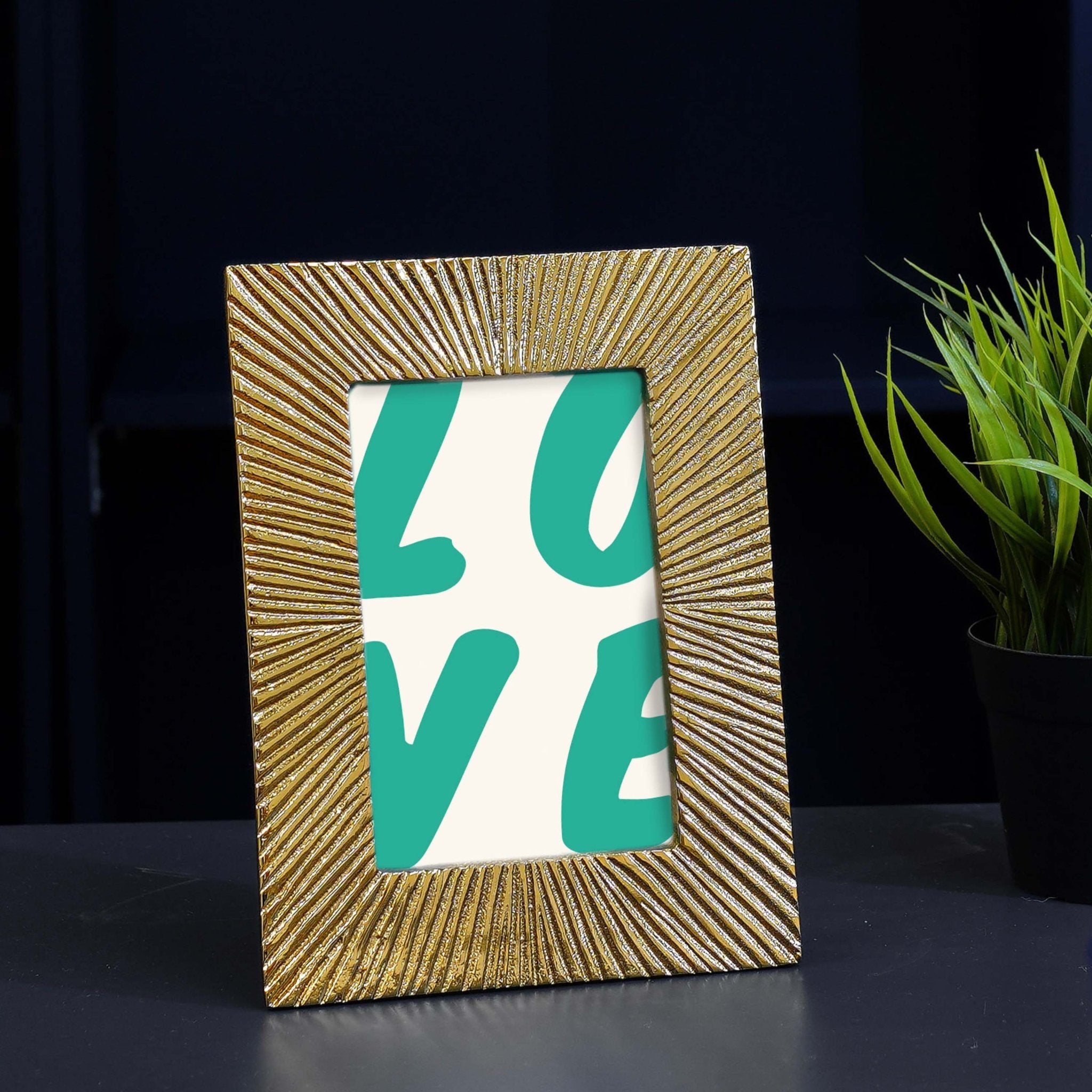 Metal Photo Frame, birthday gift, gift ideas, gifts for mom