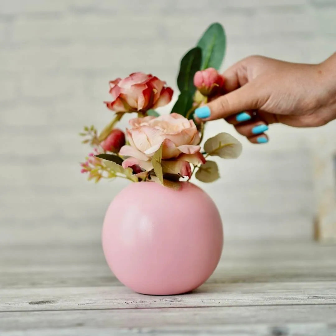Ball Flower vase pink small