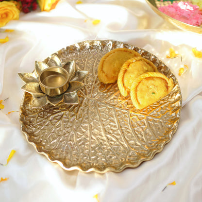 Lotus Leaf Metal Thali