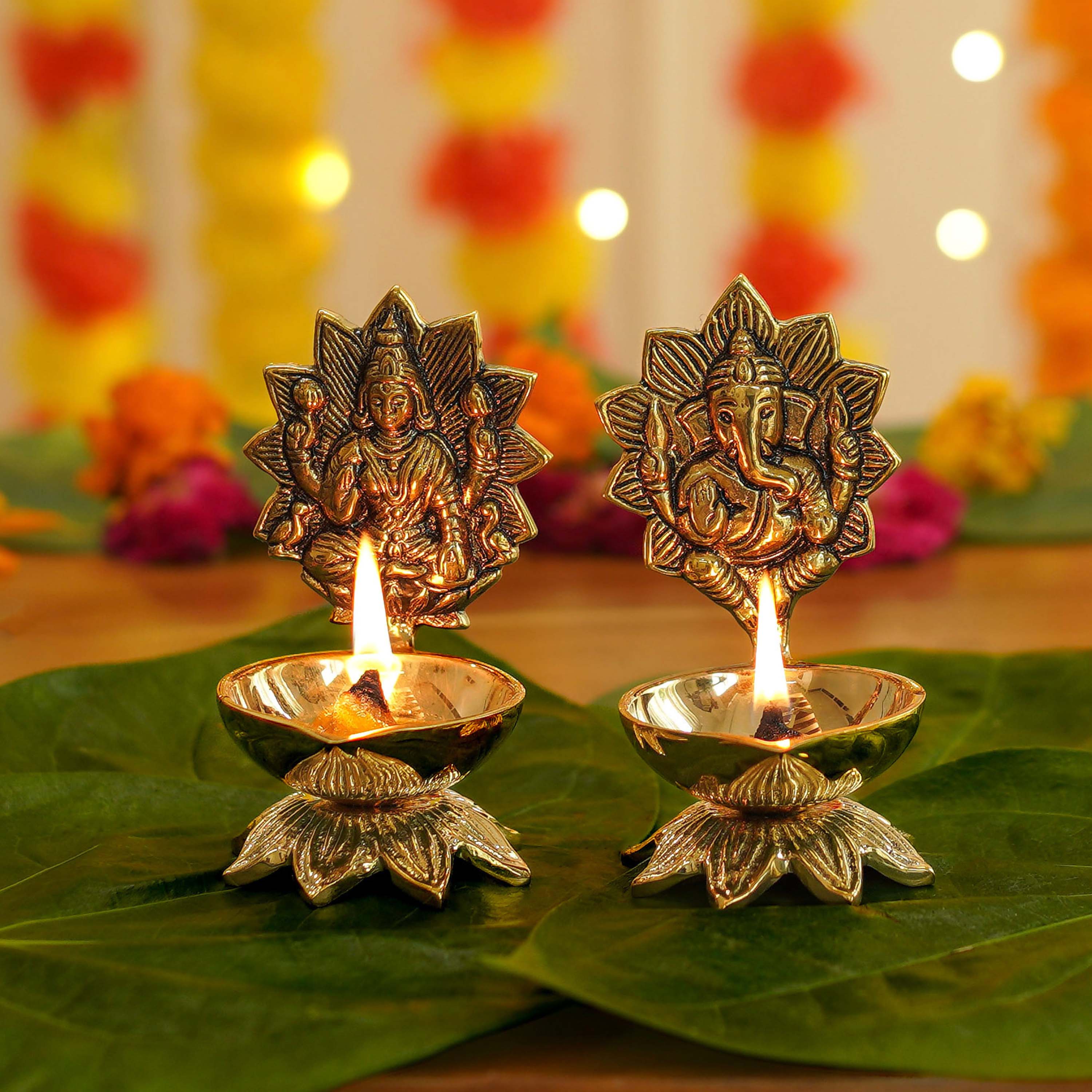 Brass Lakshmi - Ganesh Diya Set