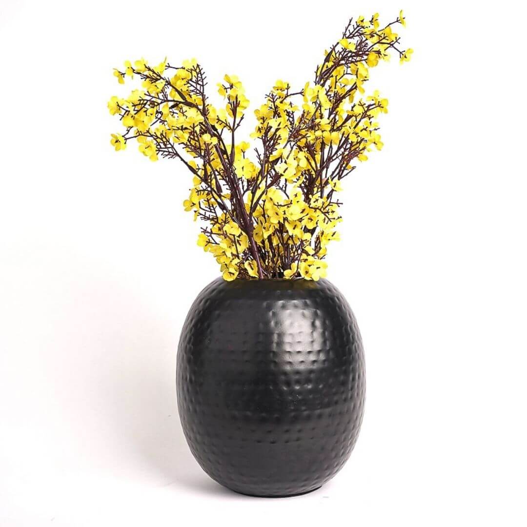 Hammered Flower vase - Black 