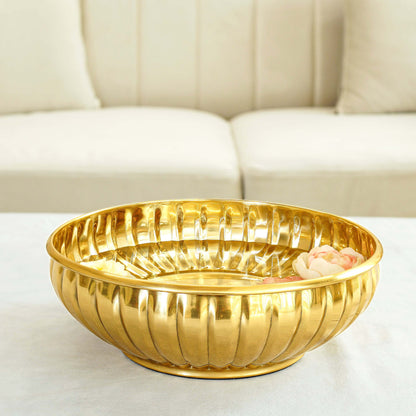 Decorative urli bowl Diwali, Decor urli bowl, metal urli set, floating flower urli, Diwali Gift, Diwali Gifts, Golden Urli for Diwali decor, housewarming gifts
