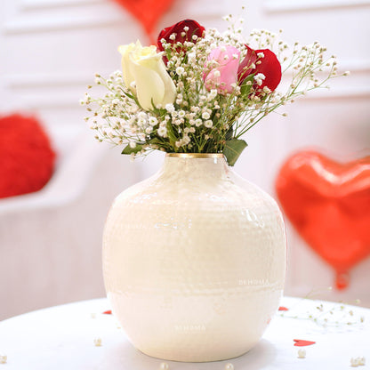 Metal Flower Vase White | Hammered