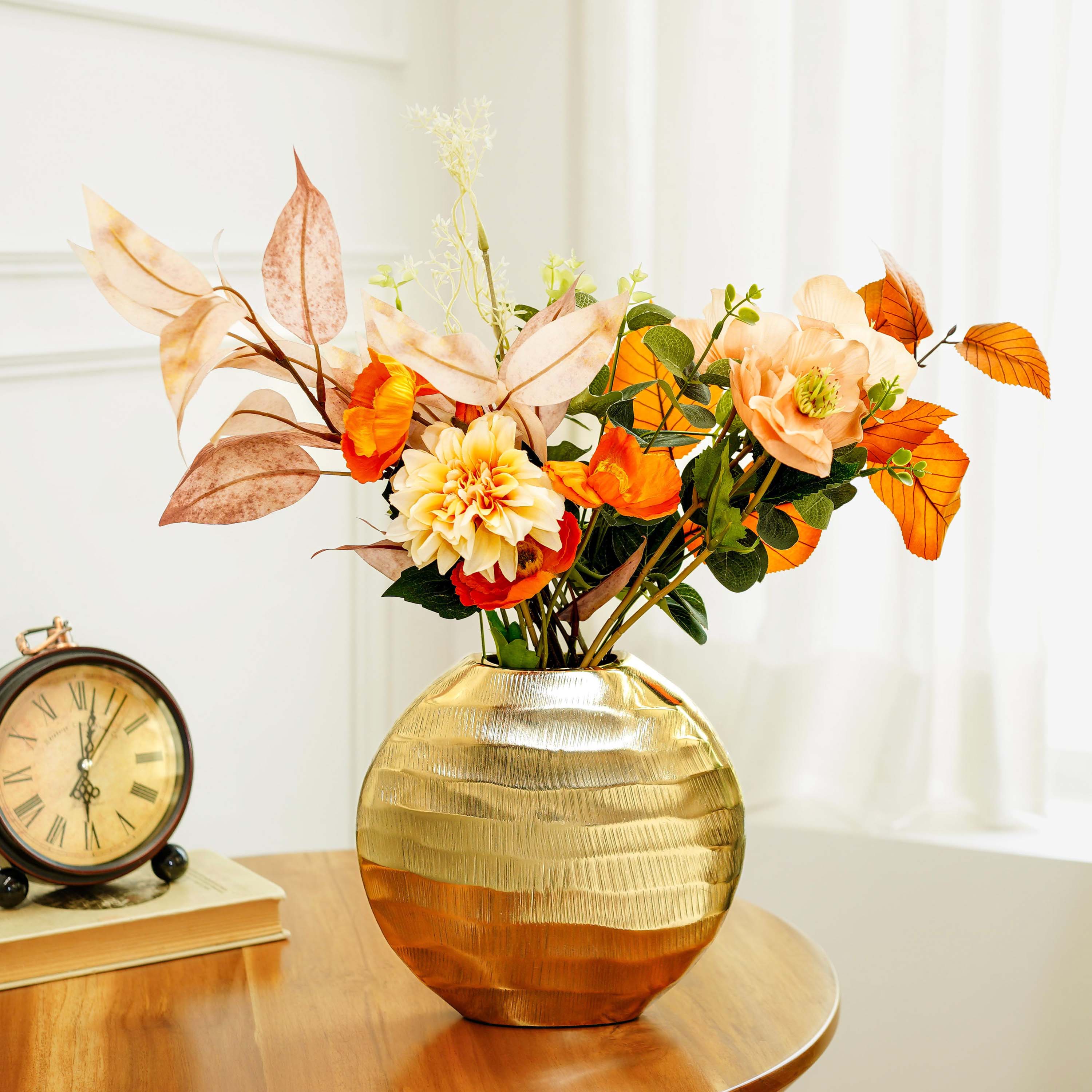 Golden Waves Flower Vase