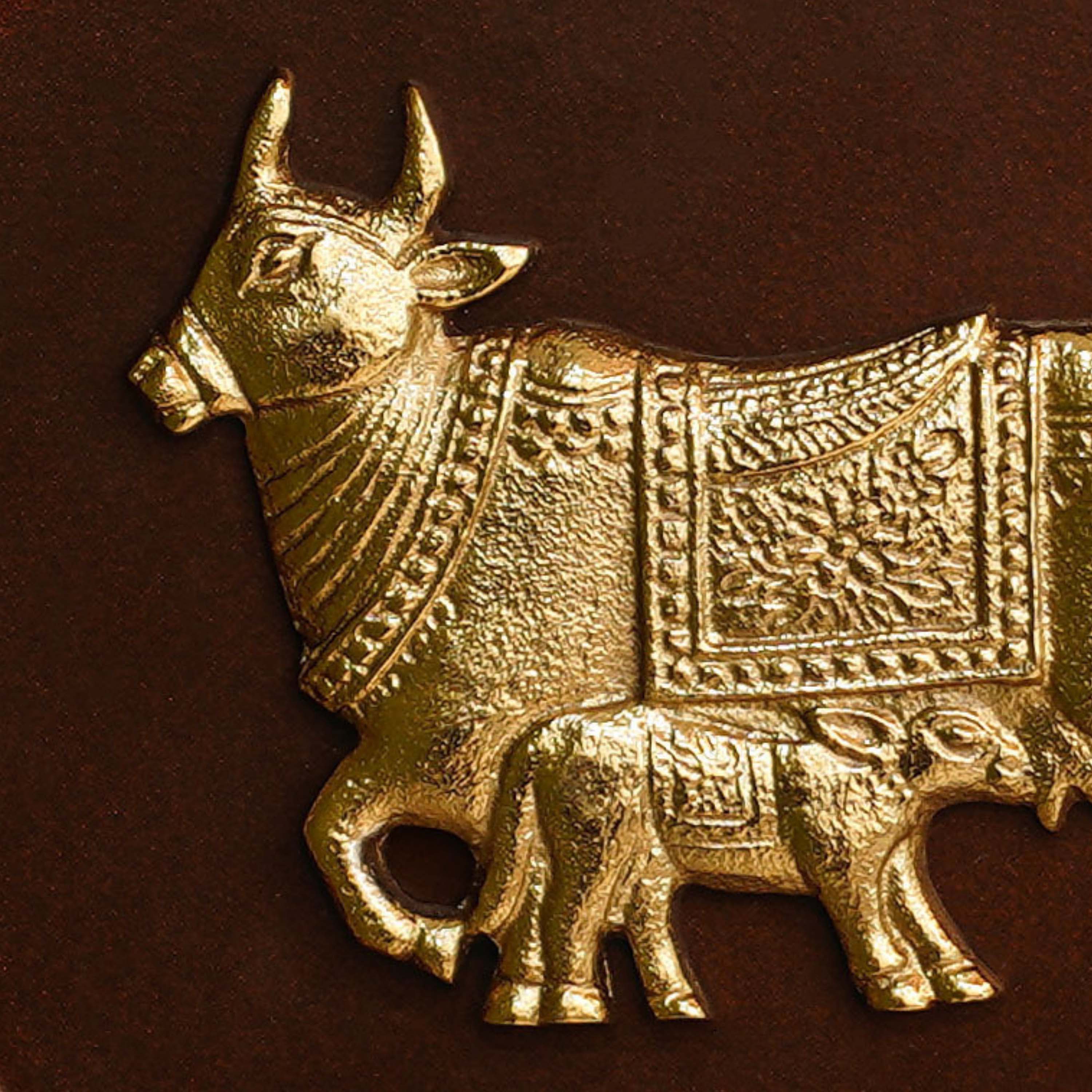 Kamdhenu Wall Plate