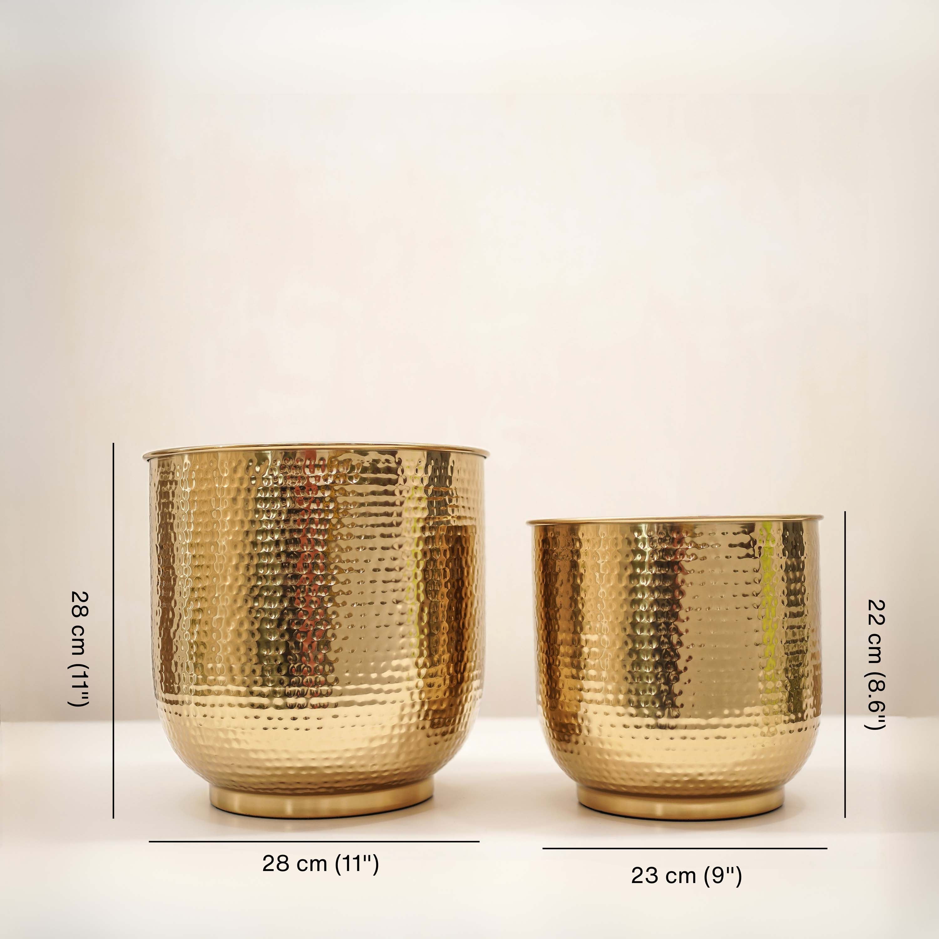 Hammered Floor Planter Set, Gold
