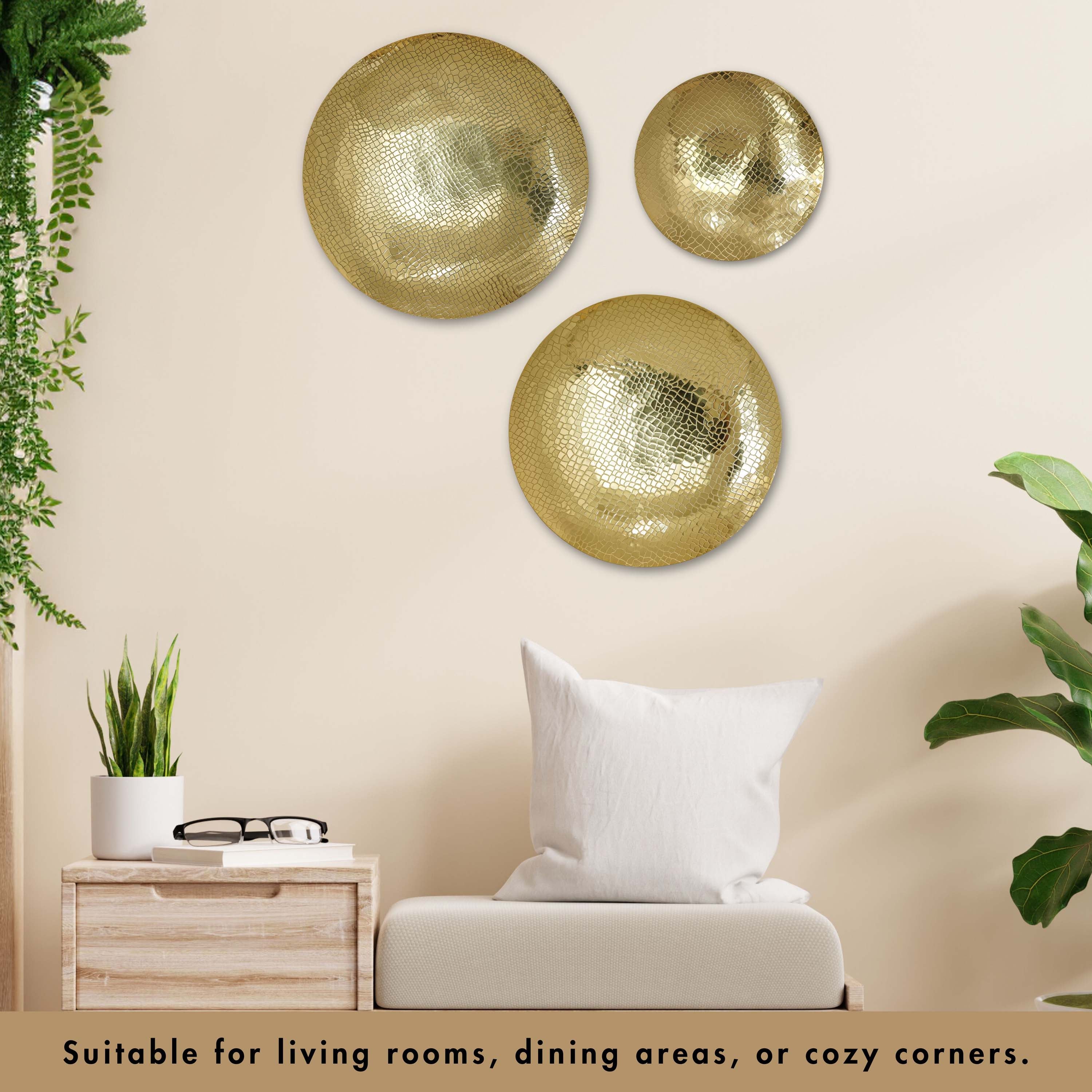 Golden Crackled Wall Plates, Set