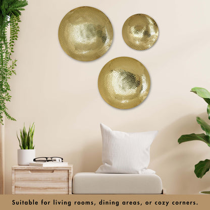 Golden Crackled Wall Plates, Set