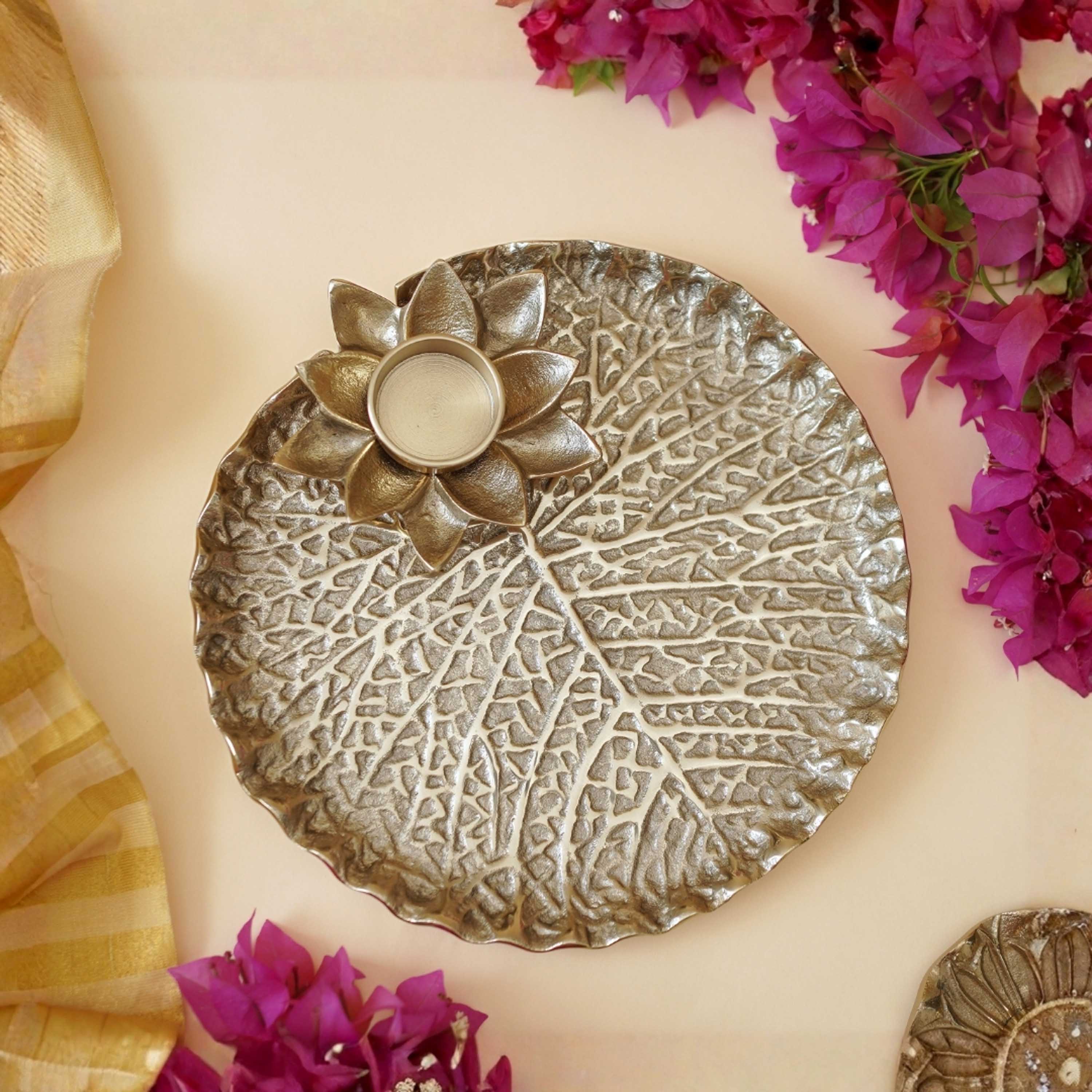 Lotus Leaf Metal Thali