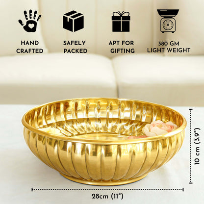 Decorative urli bowl Diwali, Decor urli bowl, metal urli set, floating flower urli, Diwali Gift, Diwali Gifts, Golden Urli for Diwali decor, housewarming gifts
