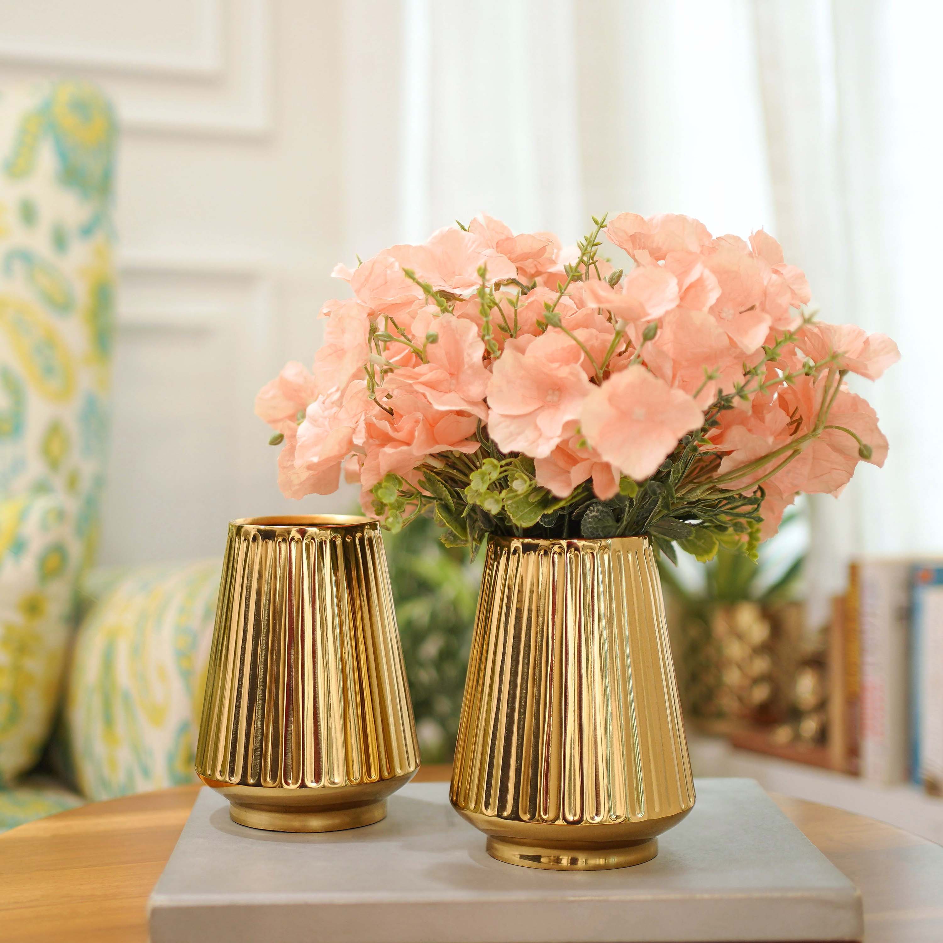 Fluted Skirt Flower Vase Set