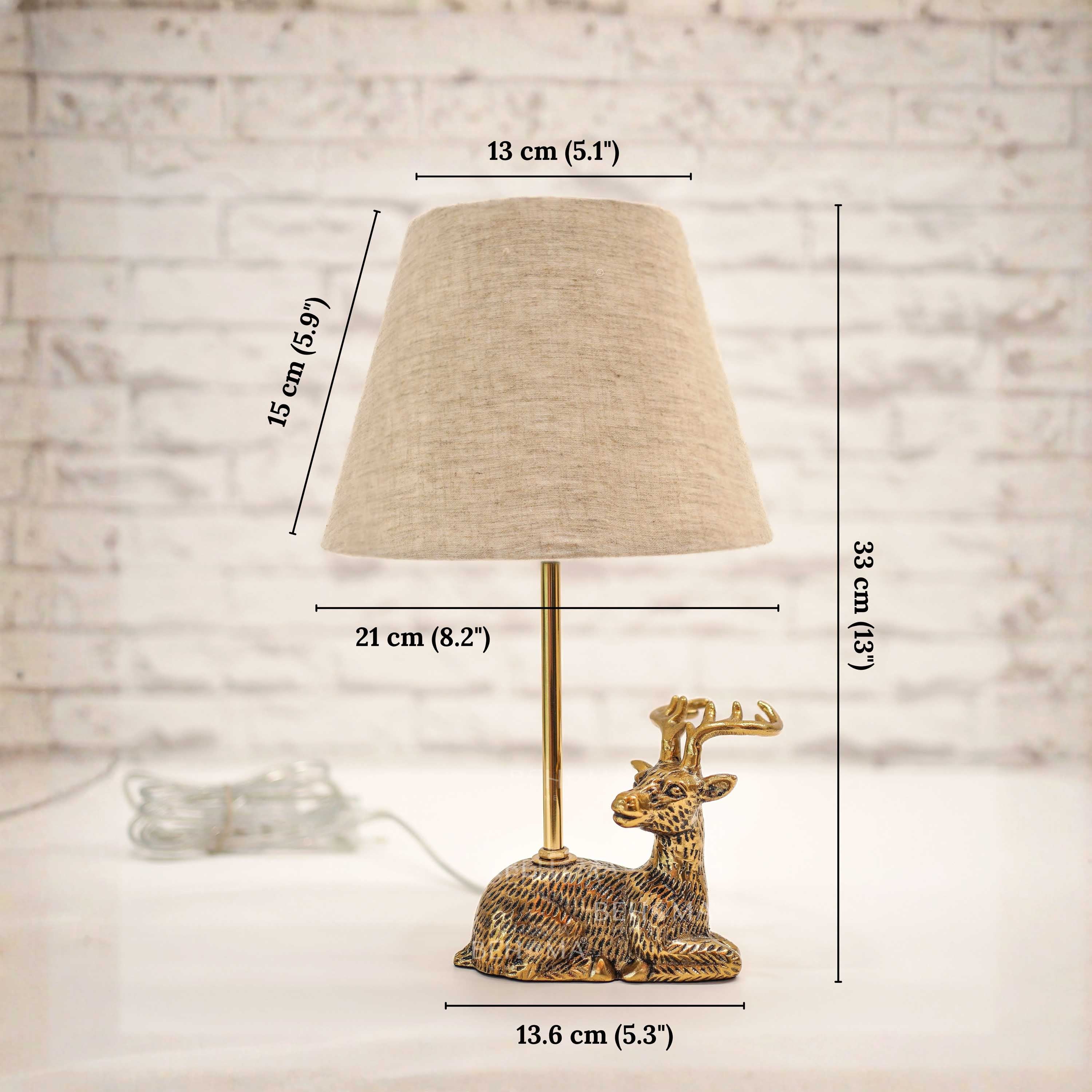 Deer Figurine Table Lamp