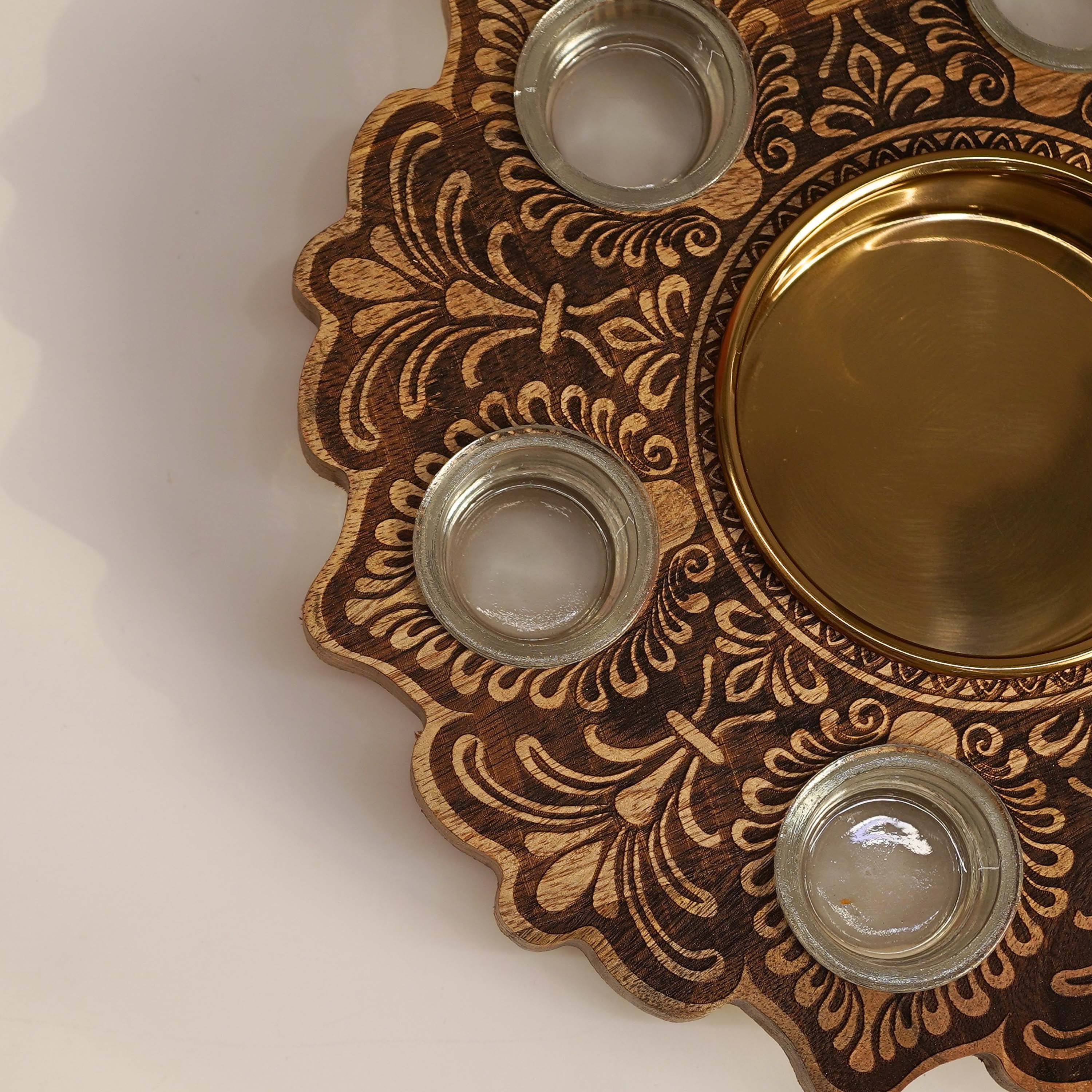 Mandala Wooden Urli with Tealights, Brown