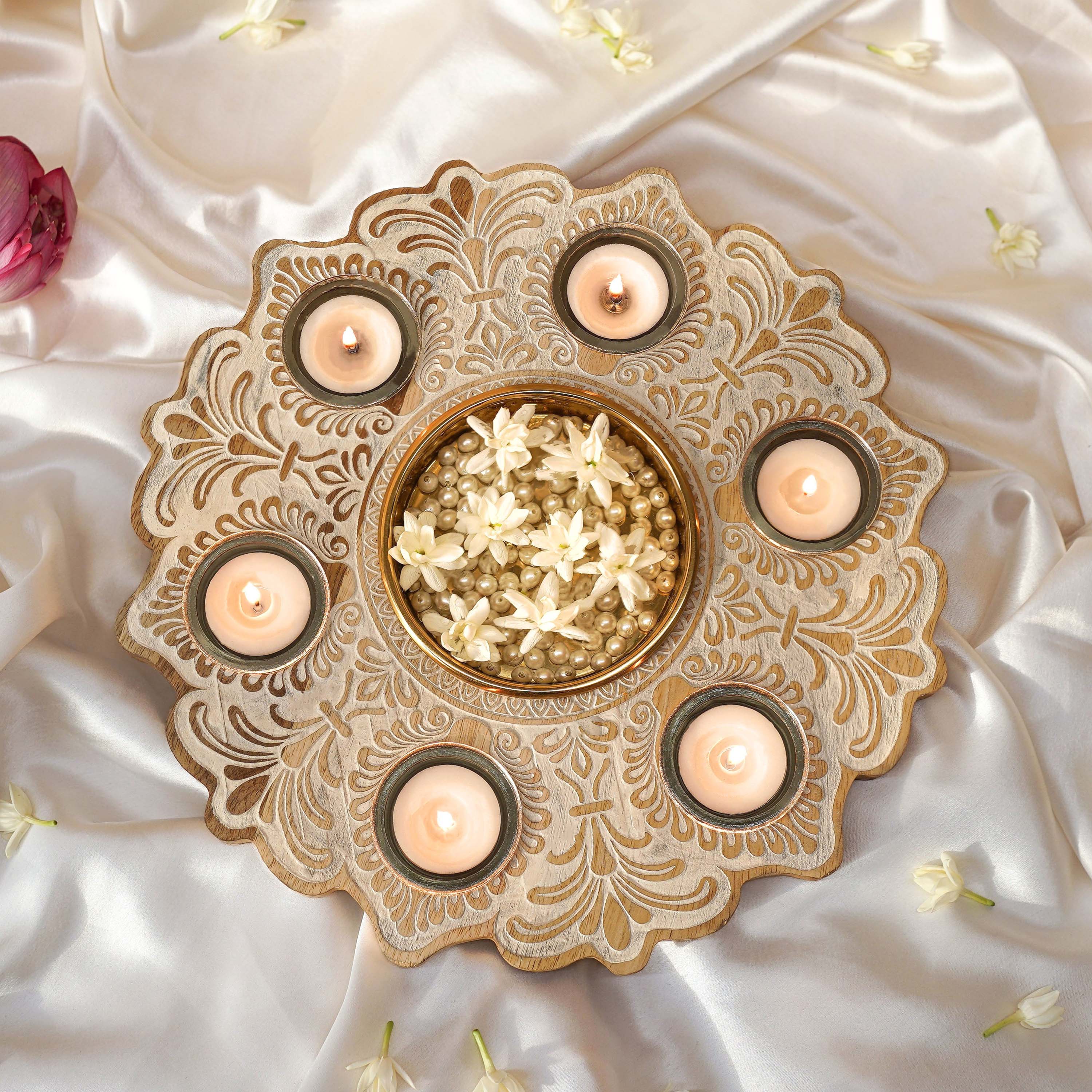 Mandala Wooden Urli with Tealights, White