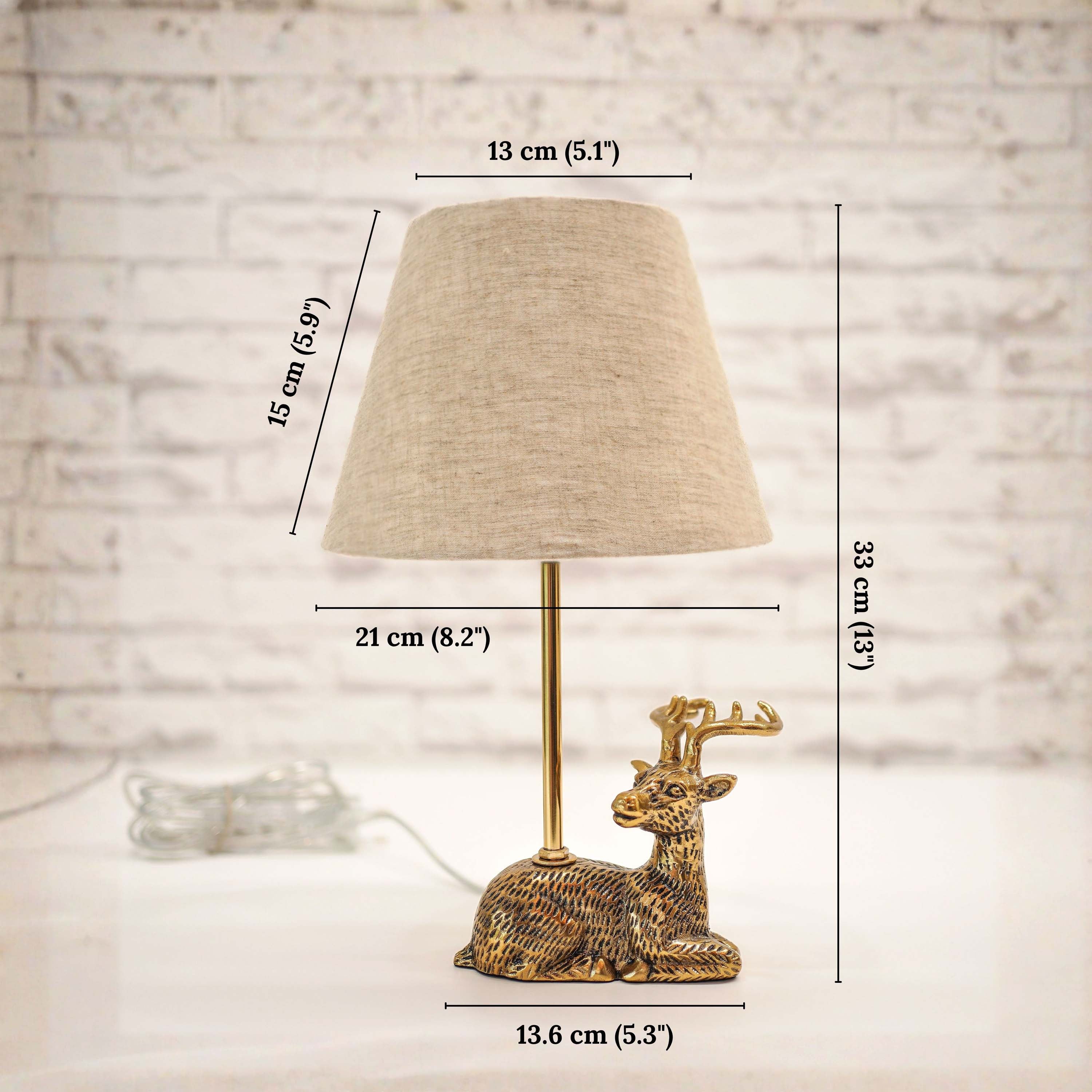 Deer Figurine Table Lamp