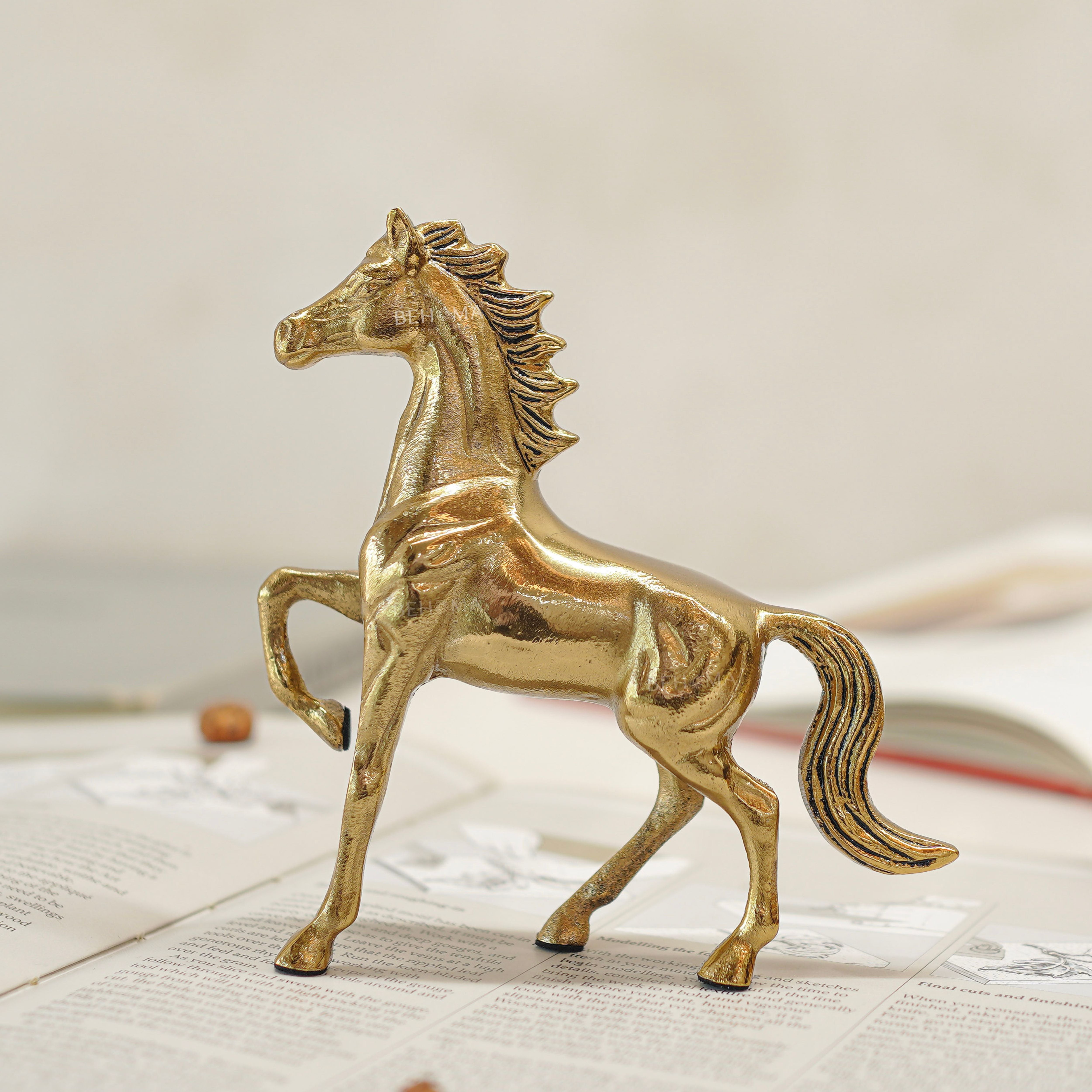 Horse figurine, Aluminium