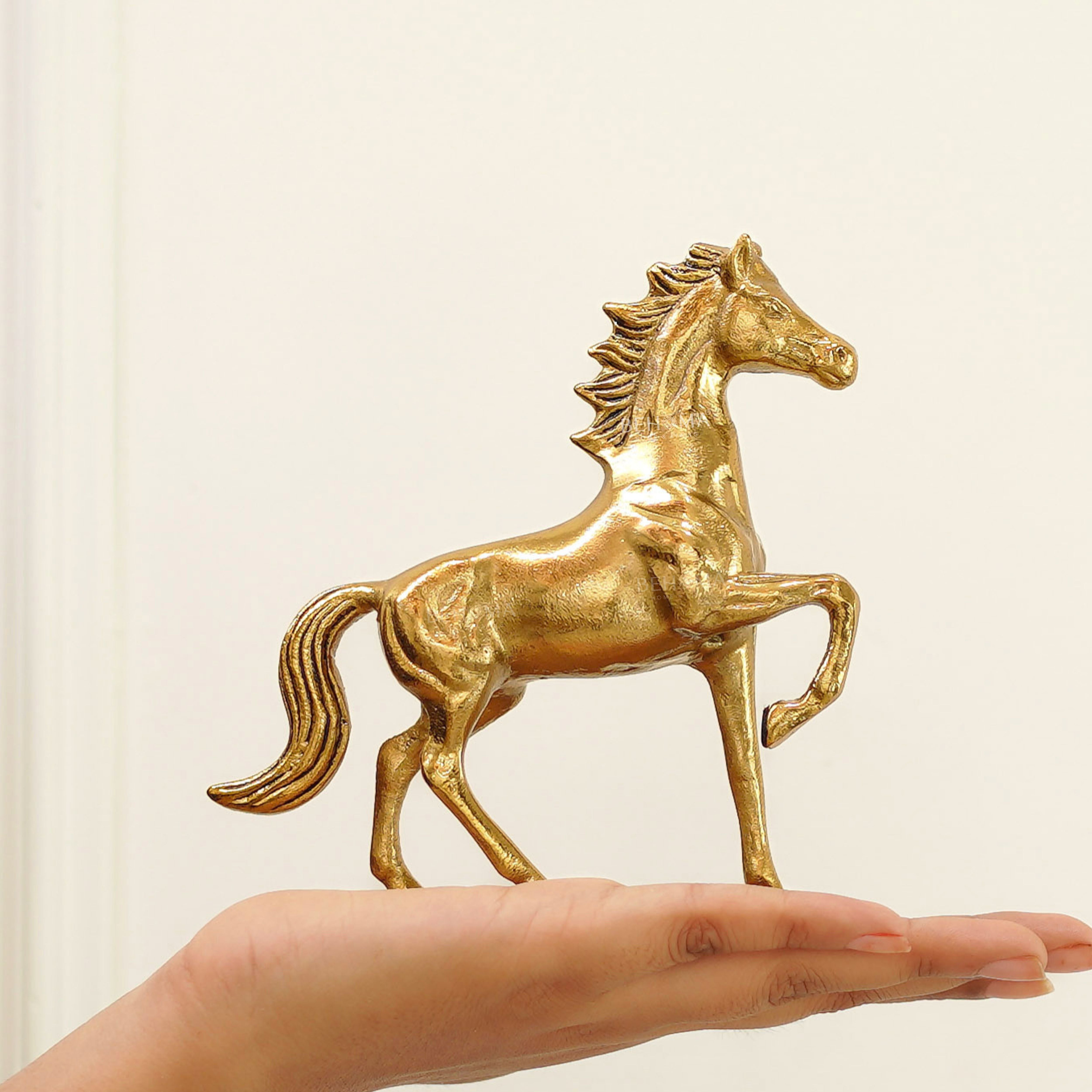 Horse figurine, Aluminium