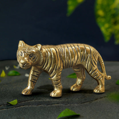 Metal Tiger, Gold