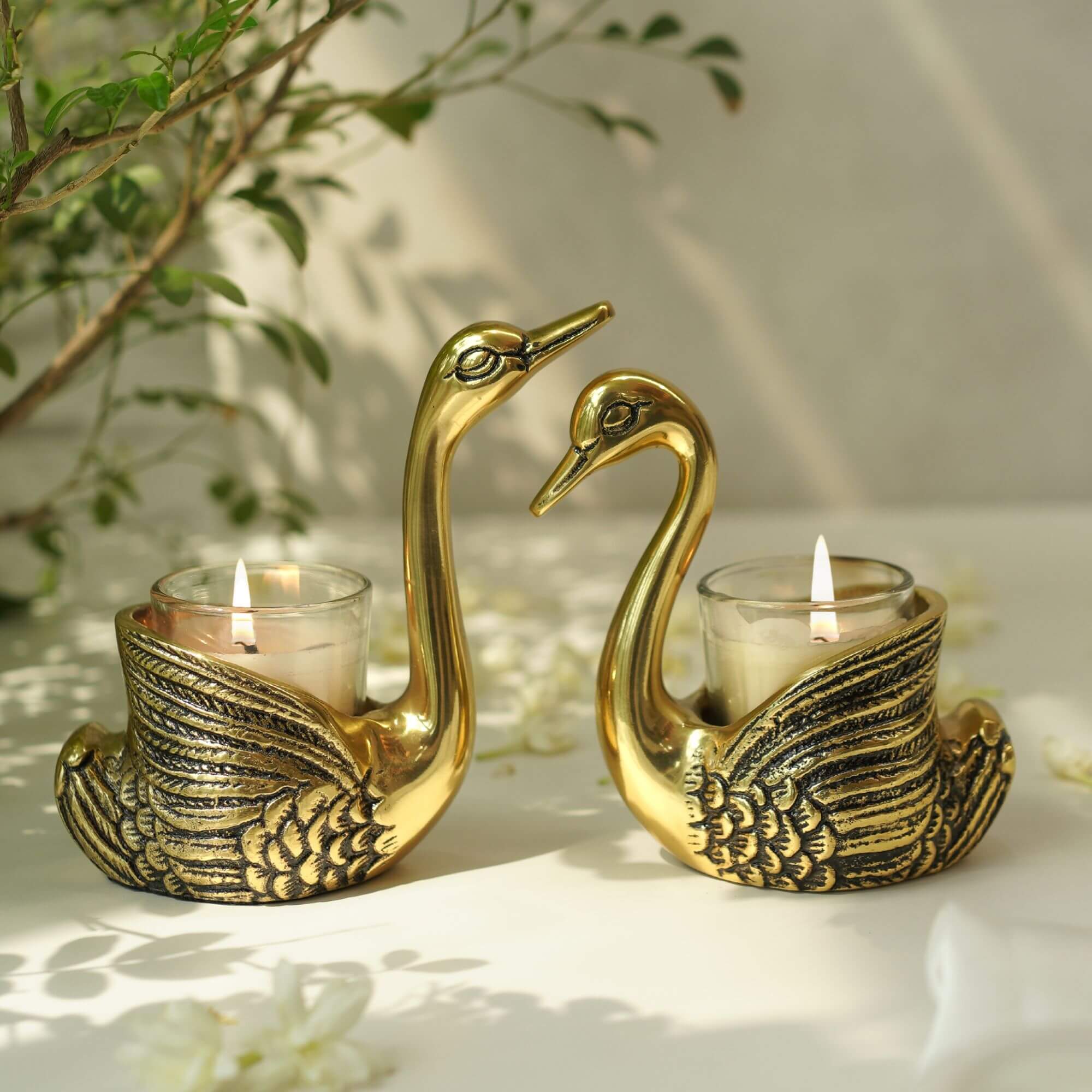 Metal Swan Pair, Birthday gift, Anniversary gift, Housewarming gift, Gift for Her, Wedding gift, gift for him