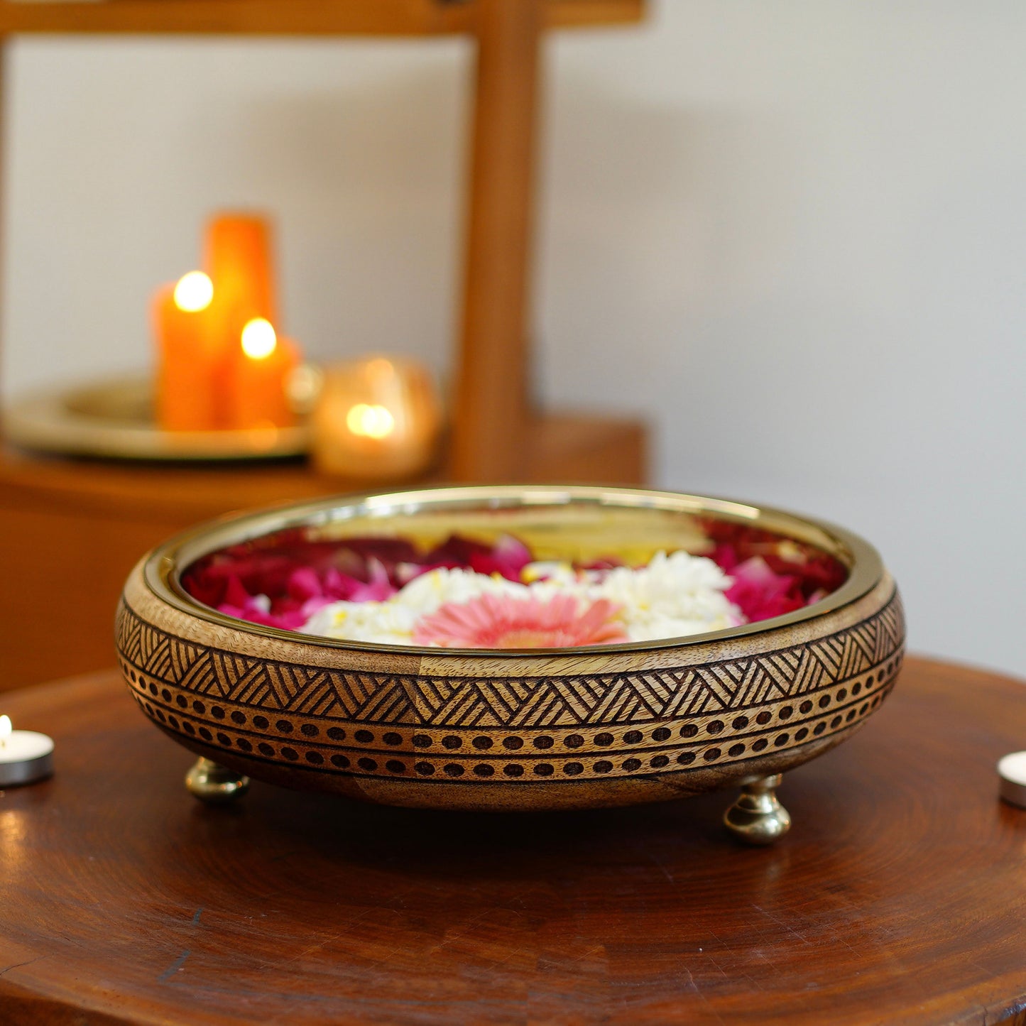 Wooden urli bowl, Traditional urli bowl, Metal urli bowl, Decorative urli bowl