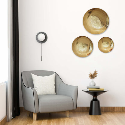 Golden Ripple Texture Wall Plates, Set