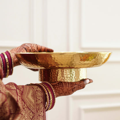 Metal Hammered Urli, Gold