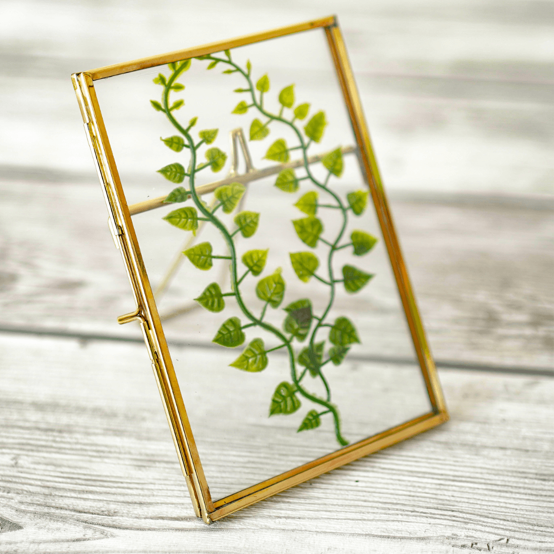 Floating frame, glass photo frame, gifts for her, birthday gift, gift ideas