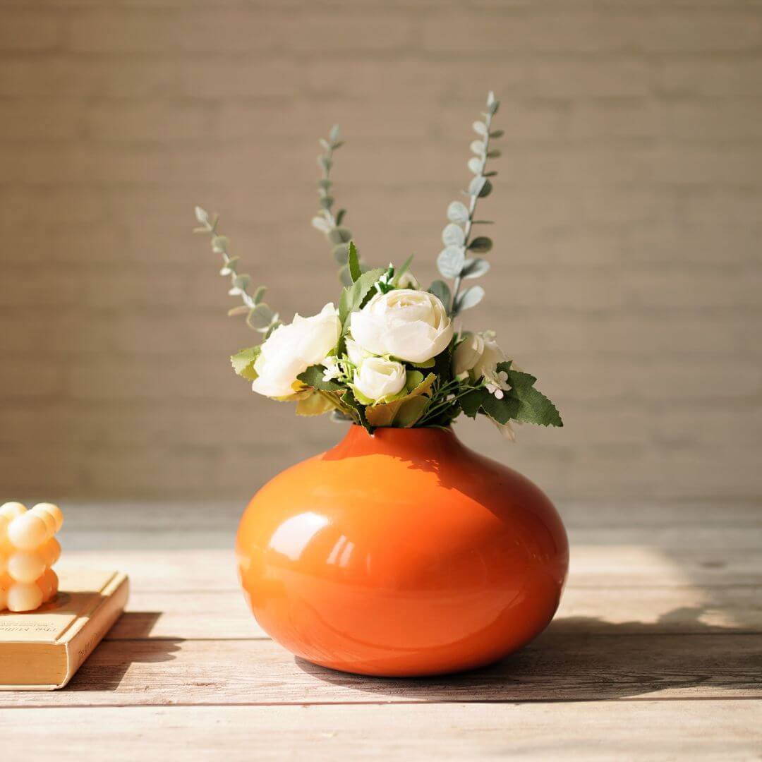 Hammered flower vase - Large 