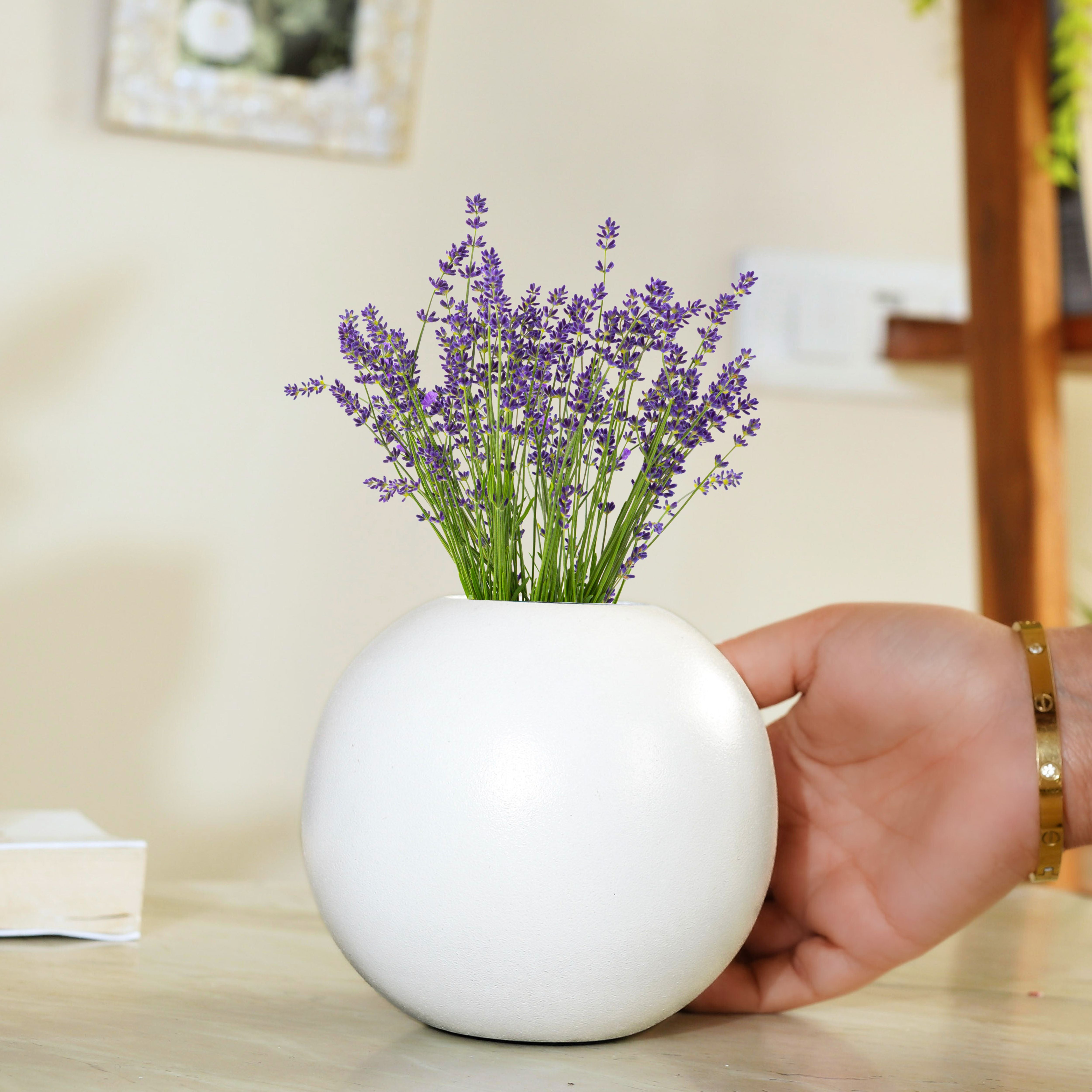 Metal Flower Vase Small | White – Behoma